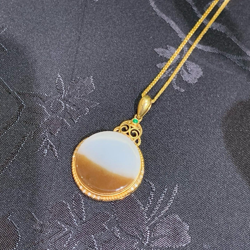 18k金糖羊脂白玉平安吊坠（3.6g）
