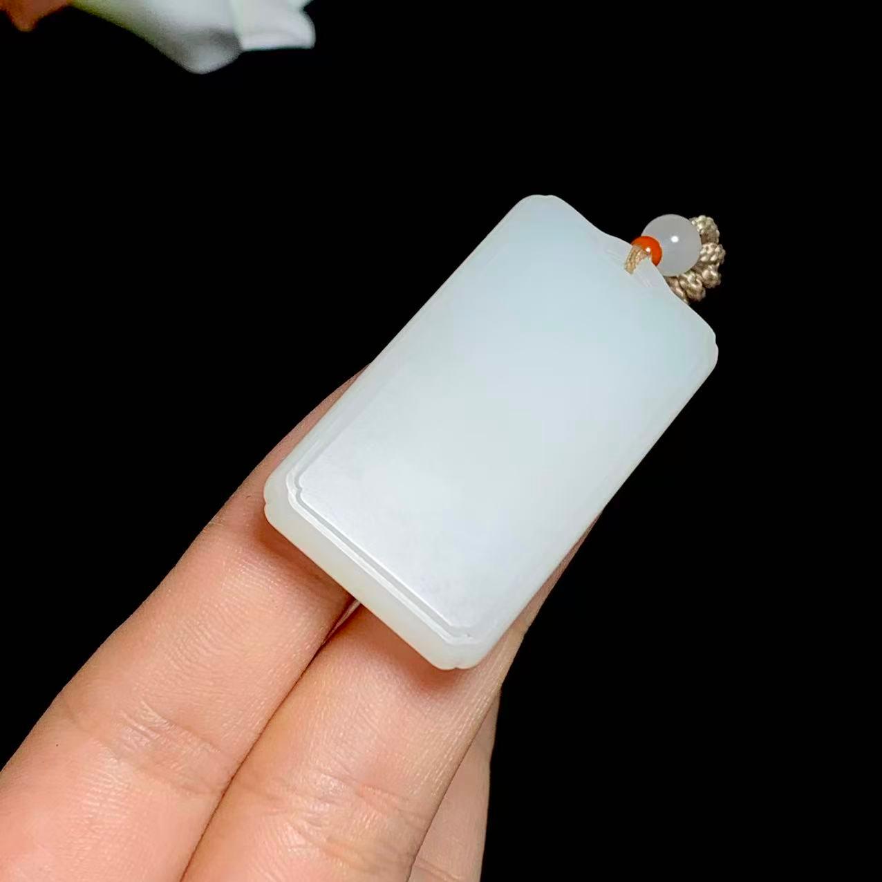 和田山料白玉无事牌（21.0g）