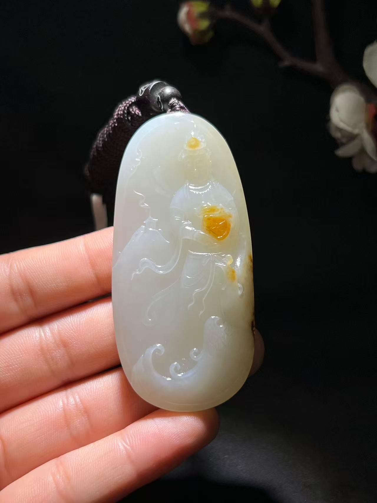 和田玉籽料观音（60.4g）