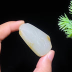 和田玉籽料节节高升（19.2g）