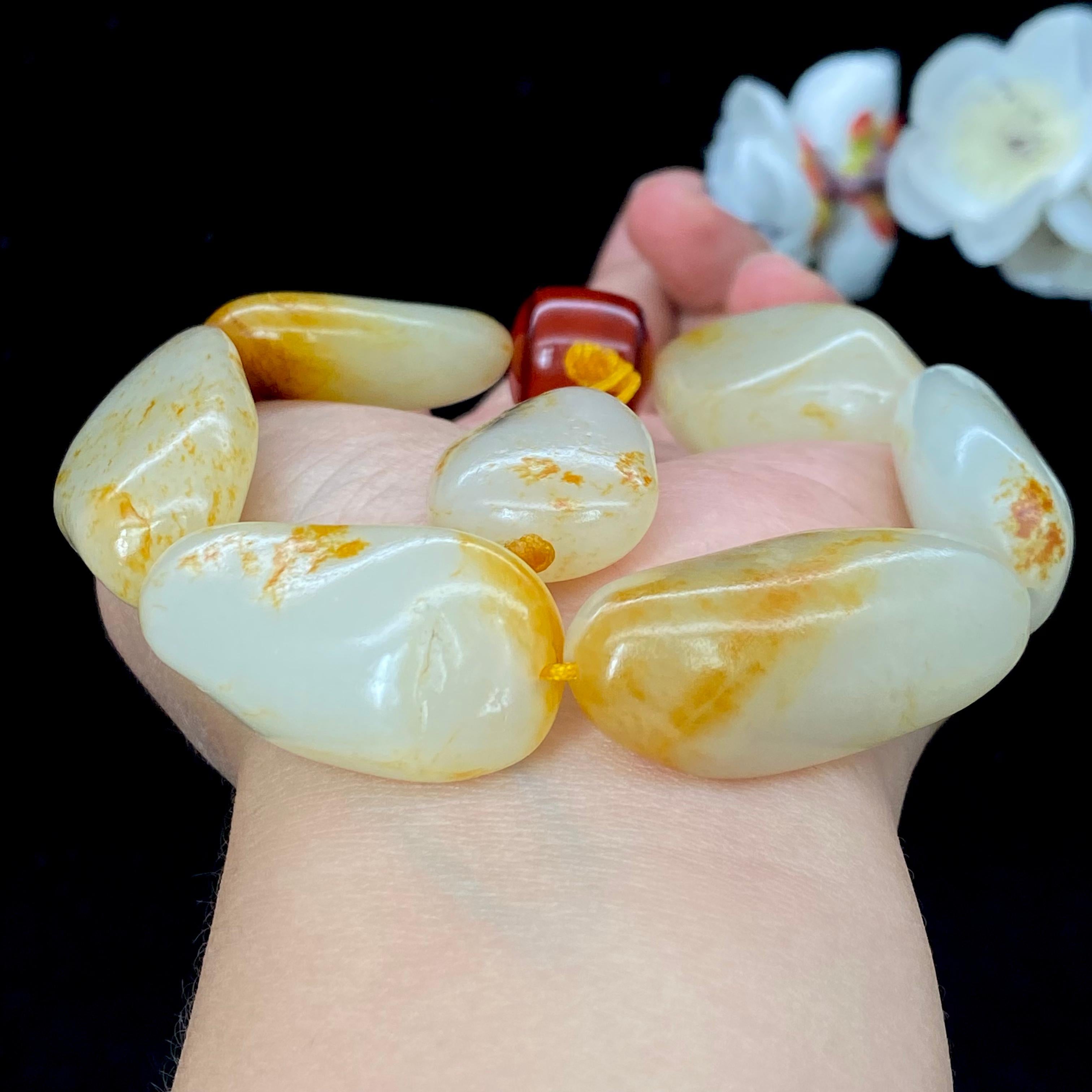 和田玉洒金皮籽料【精品手串】（107.8g）