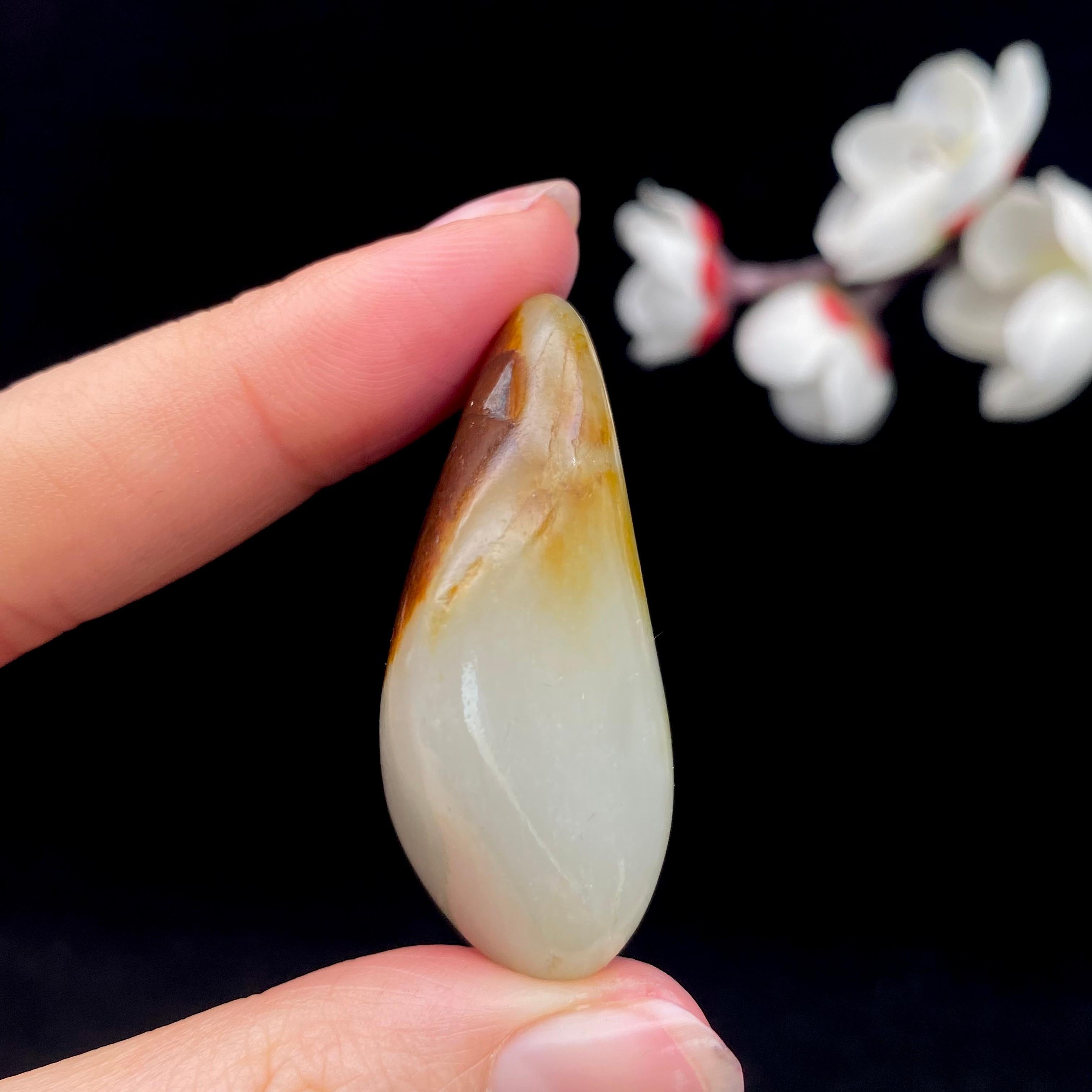 和田玉聚红皮籽料（27.2g）