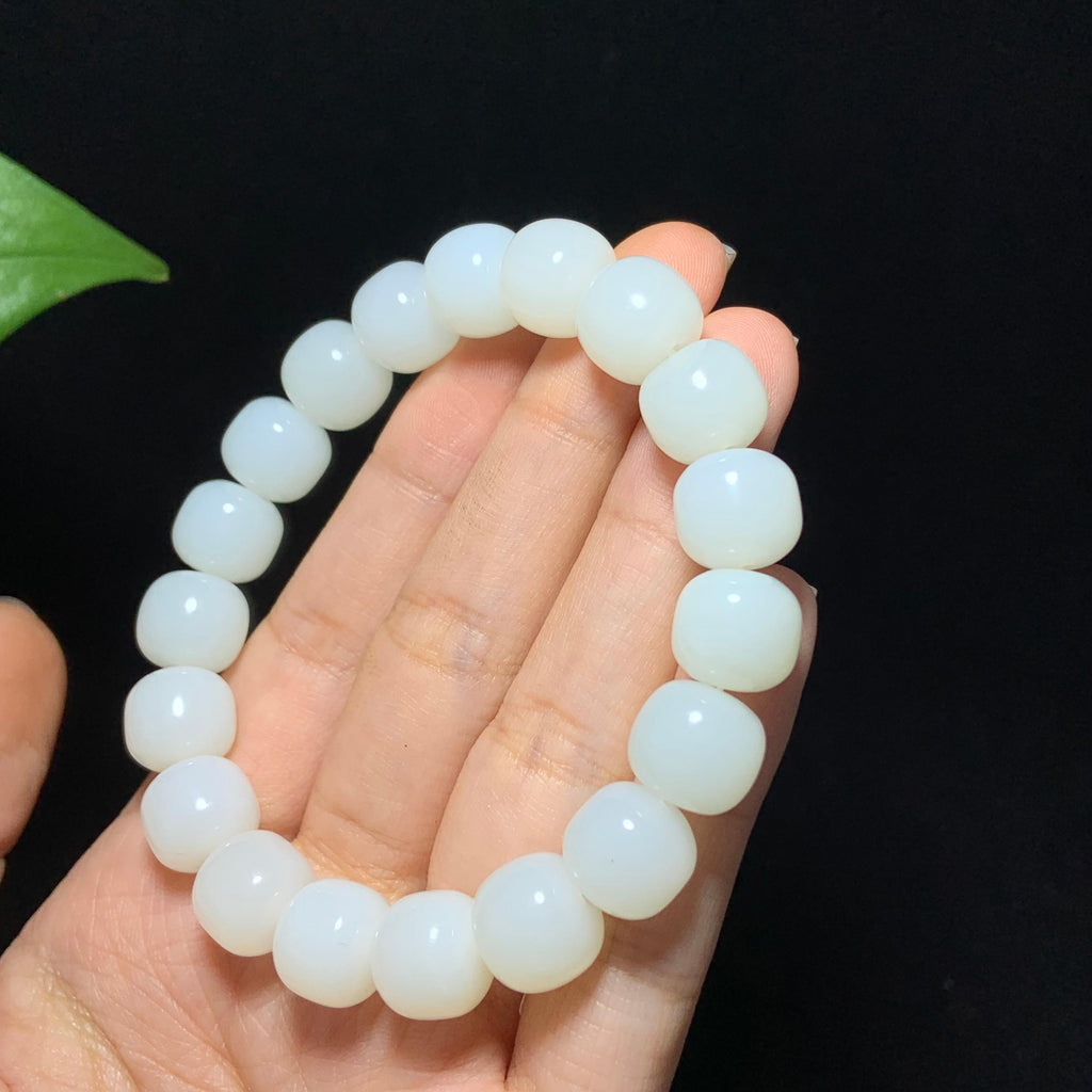 收藏级和田山料羊脂白玉老型珠手串（42.0g）