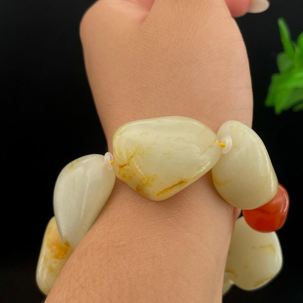 和田玉洒金皮籽料【精品手串】（118.4g）