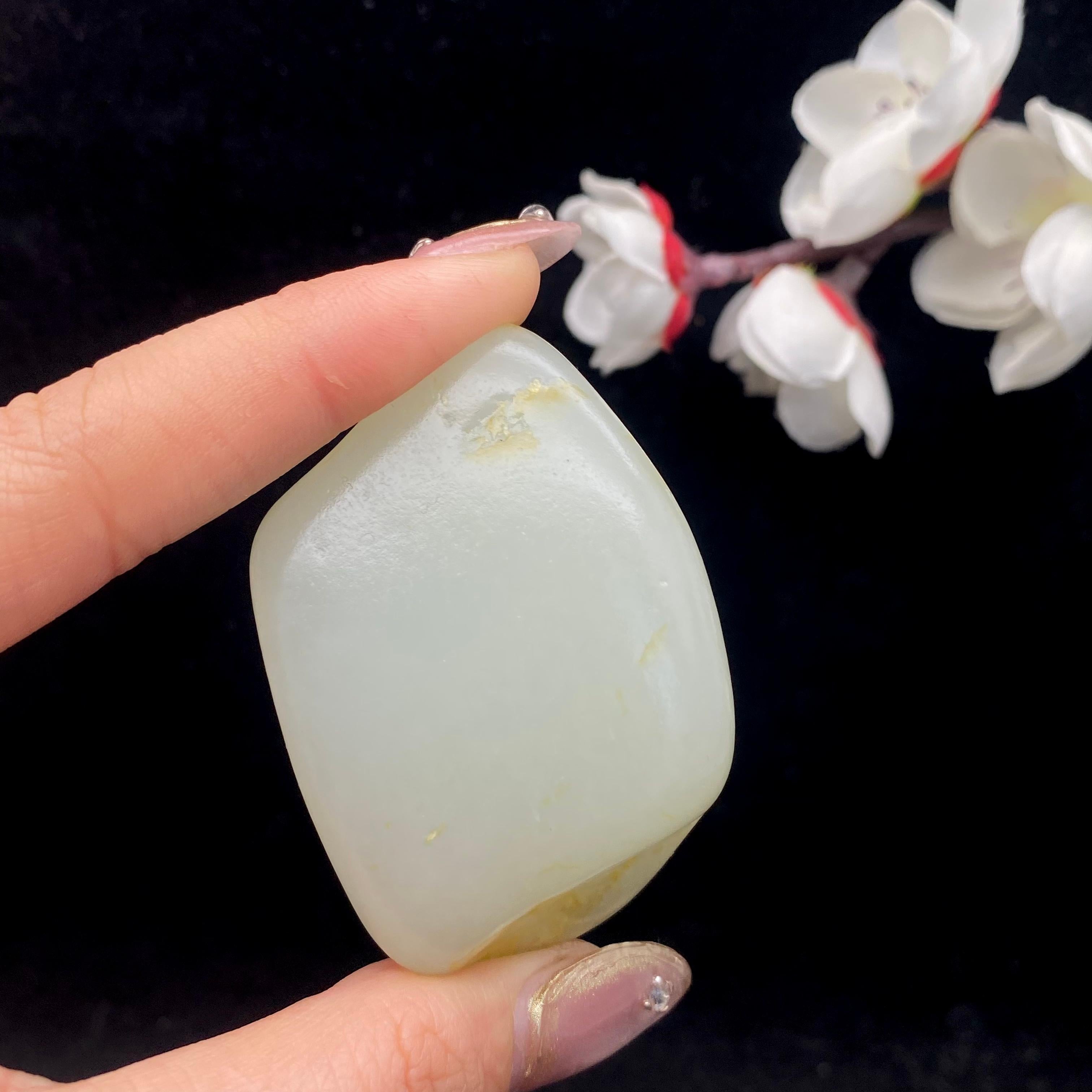 和田玉洒金皮籽料手把件（77.7g）