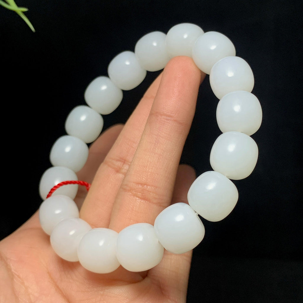 精品和田羊脂白玉老型珠手串（59.2g）