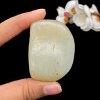 【超值推荐】和田玉籽料糖小手把件（90g）