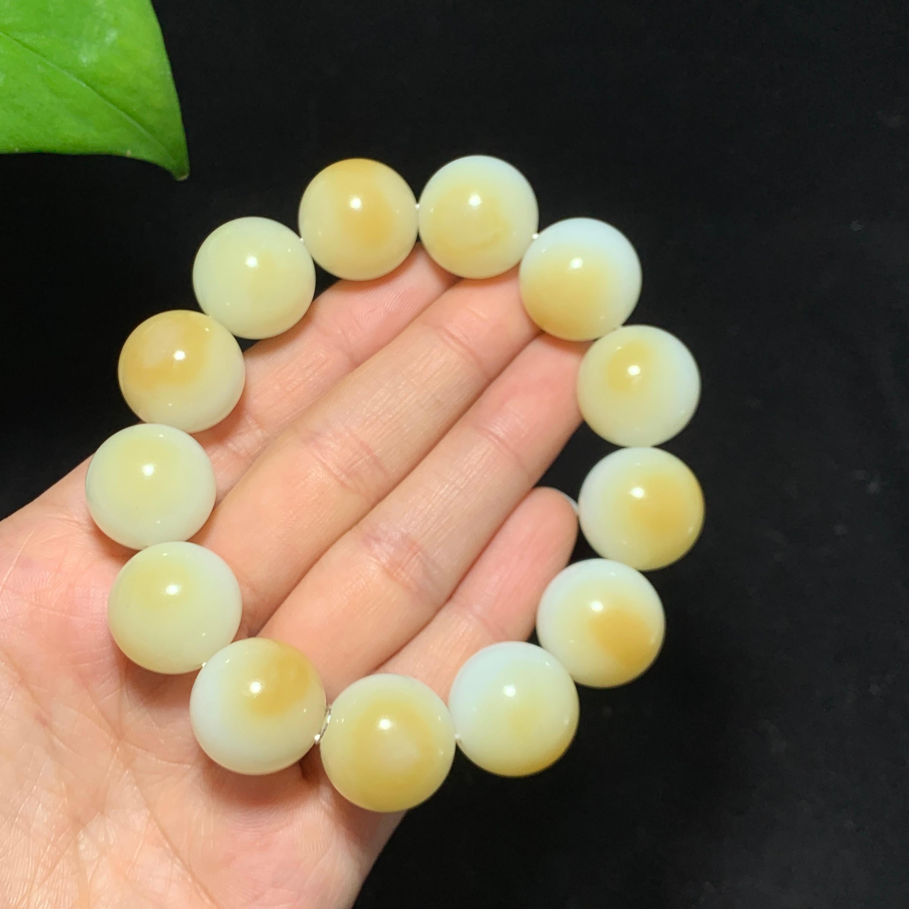 收藏传承级新疆且末糖白玉聚宝盆手串（114.8g）
