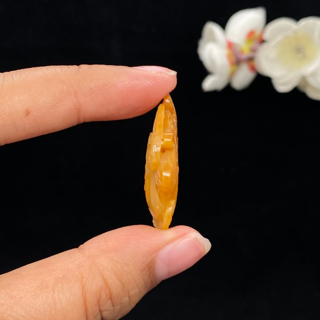 和田玉黄沁皮籽料【仿古凤】吊坠（6.4g）