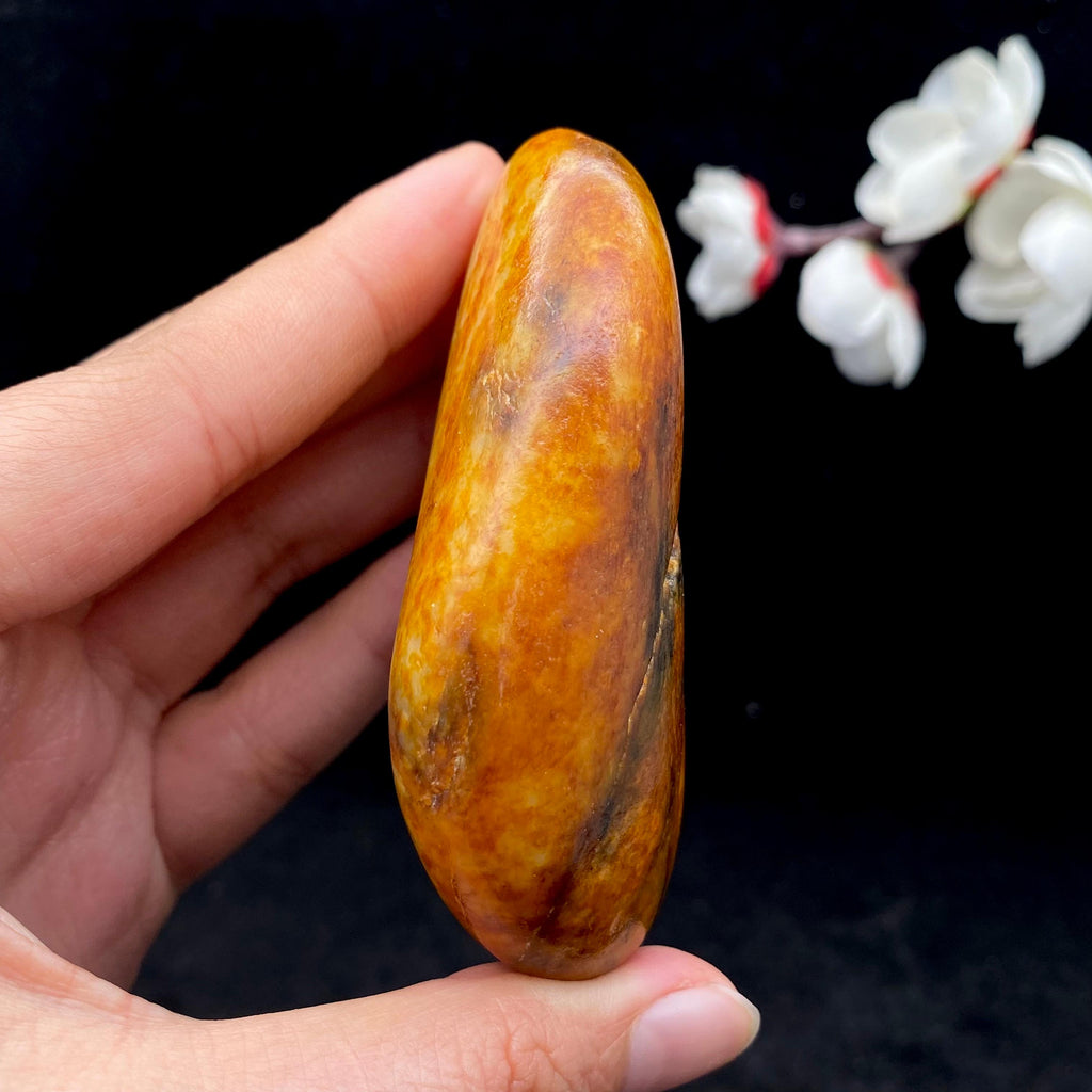 和田玉洒红皮籽料（137.3g）