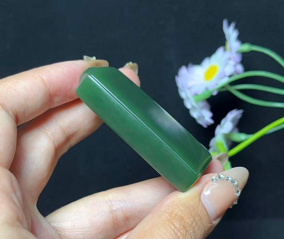 和田玉碧玉平安无事牌（51.2g）