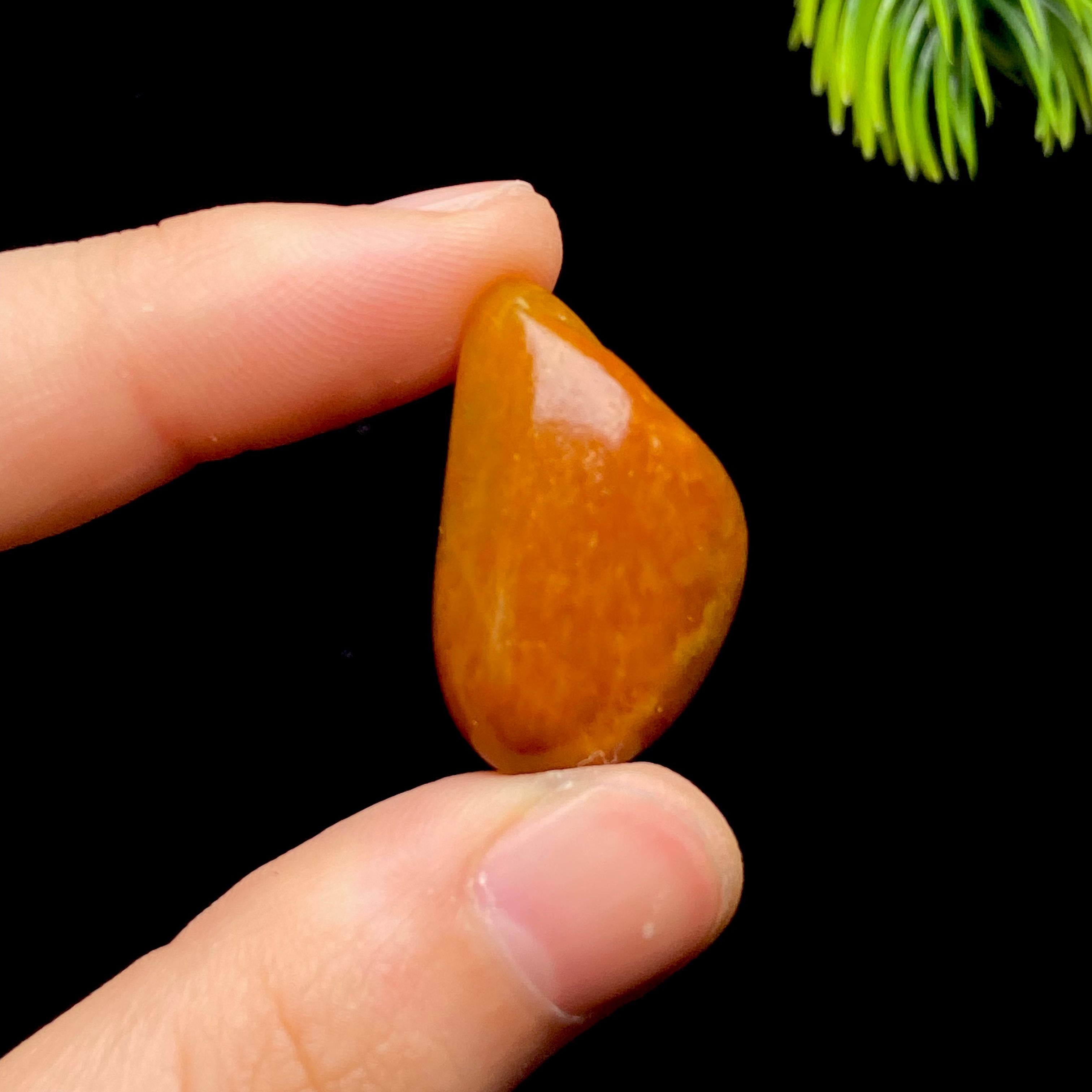 和田玉红皮籽料（5.9g）