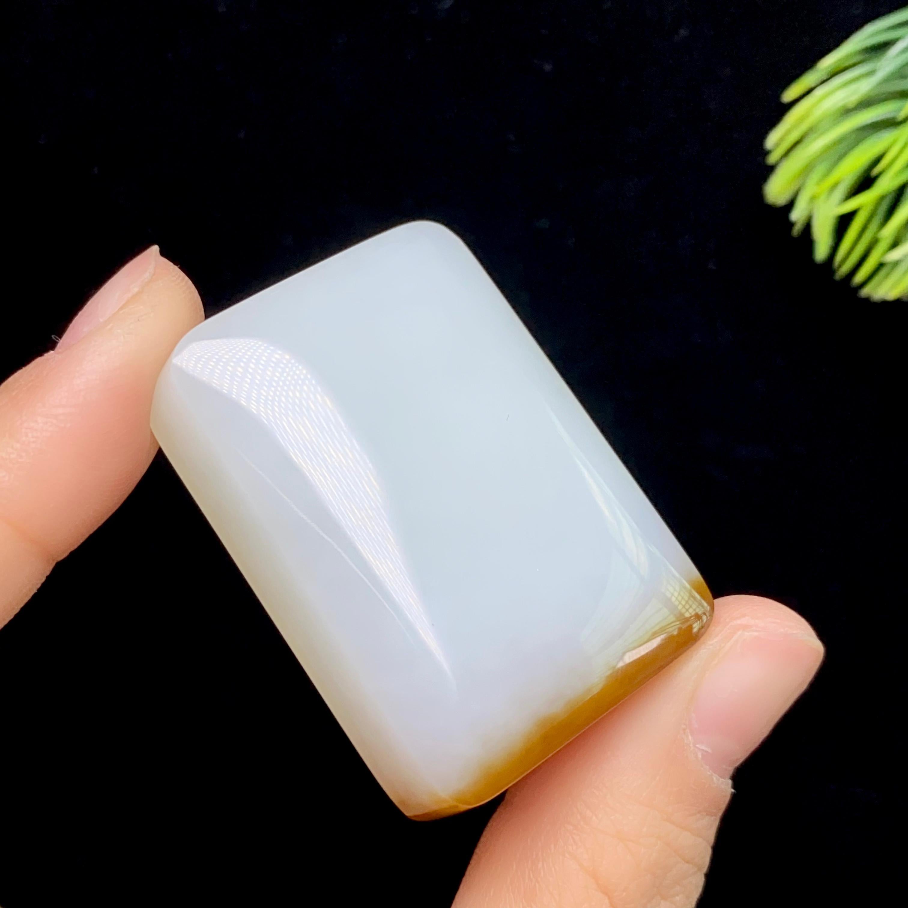 和田玉糖白无事牌（44.6g）