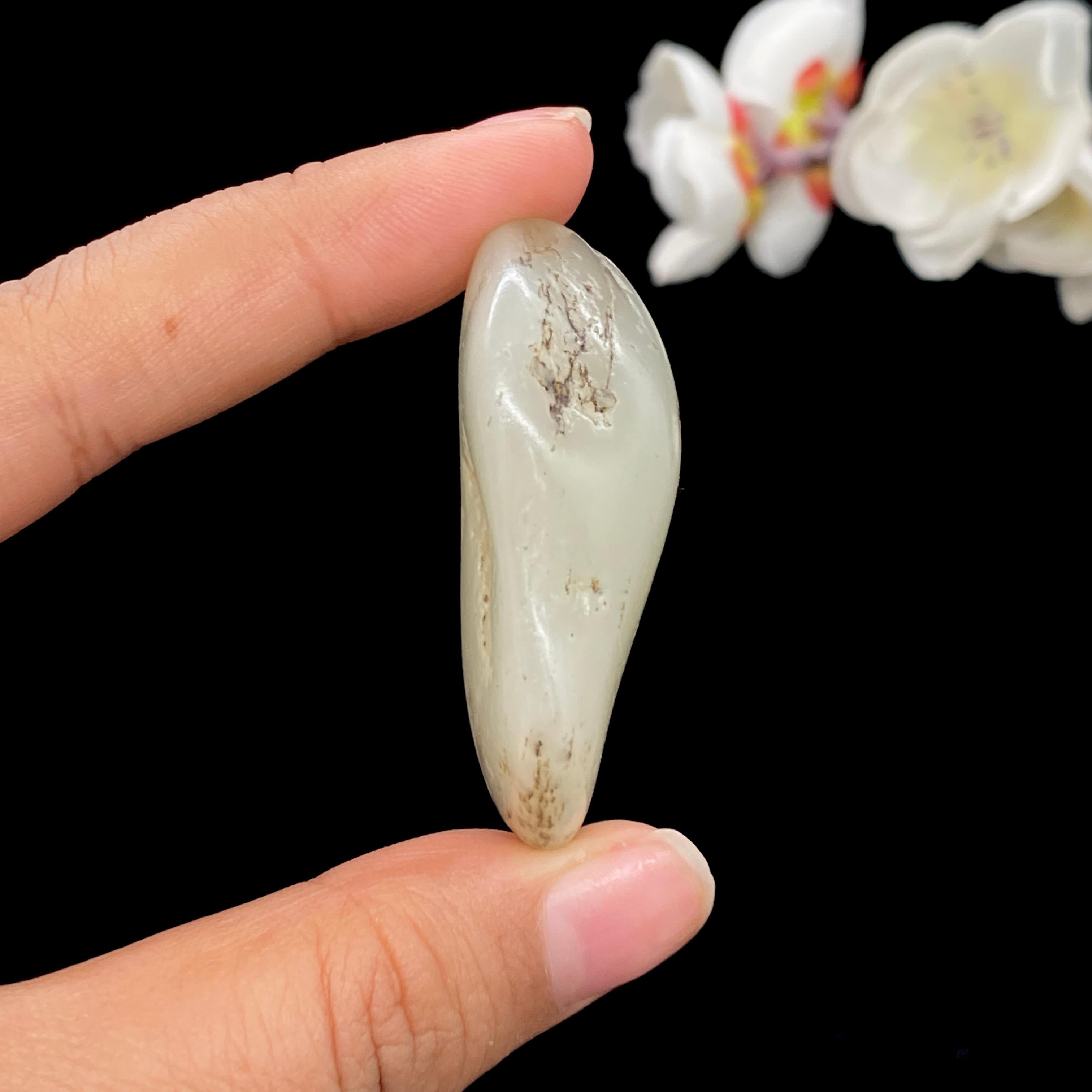 和田玉白玉籽料挂件（37.2g）