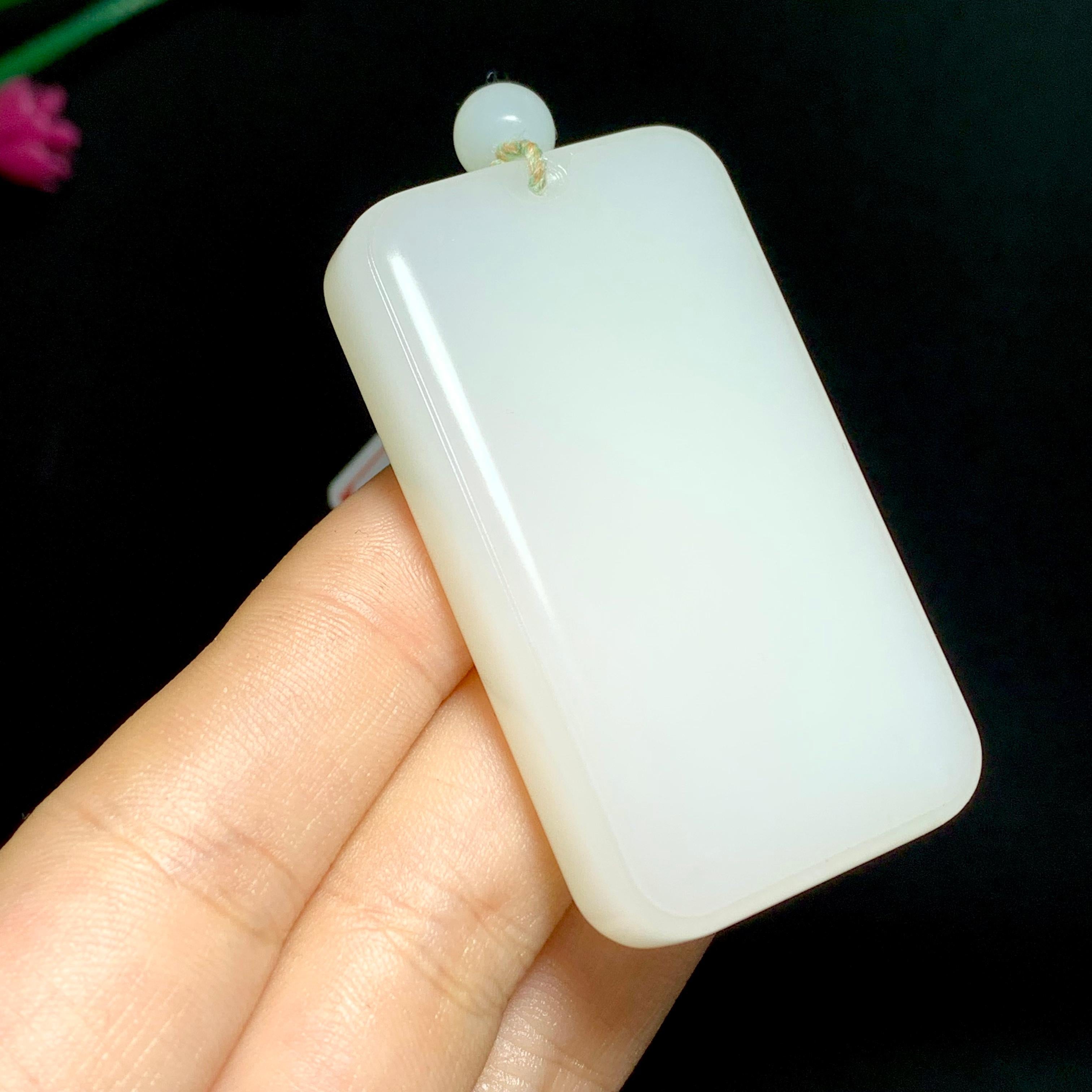 高品质和田羊脂白玉平安无事牌（55.6g）