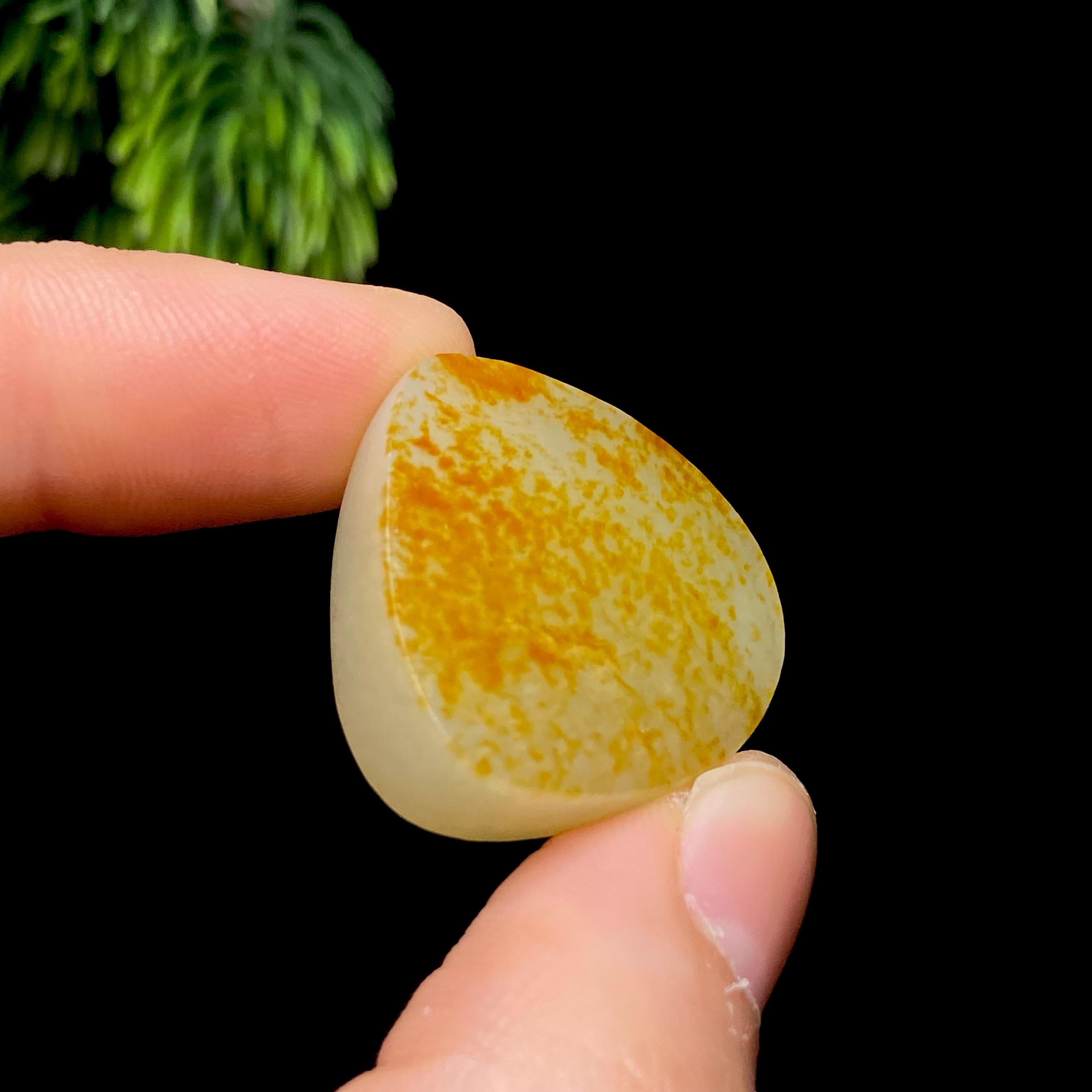和田玉籽料随形平安无事牌（13.6g）