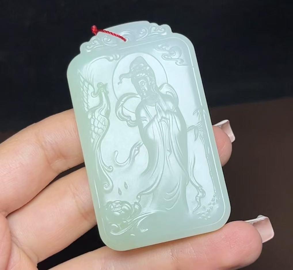 和田玉带翠羊脂玉凤凰观音山水龙牌（66.4g）