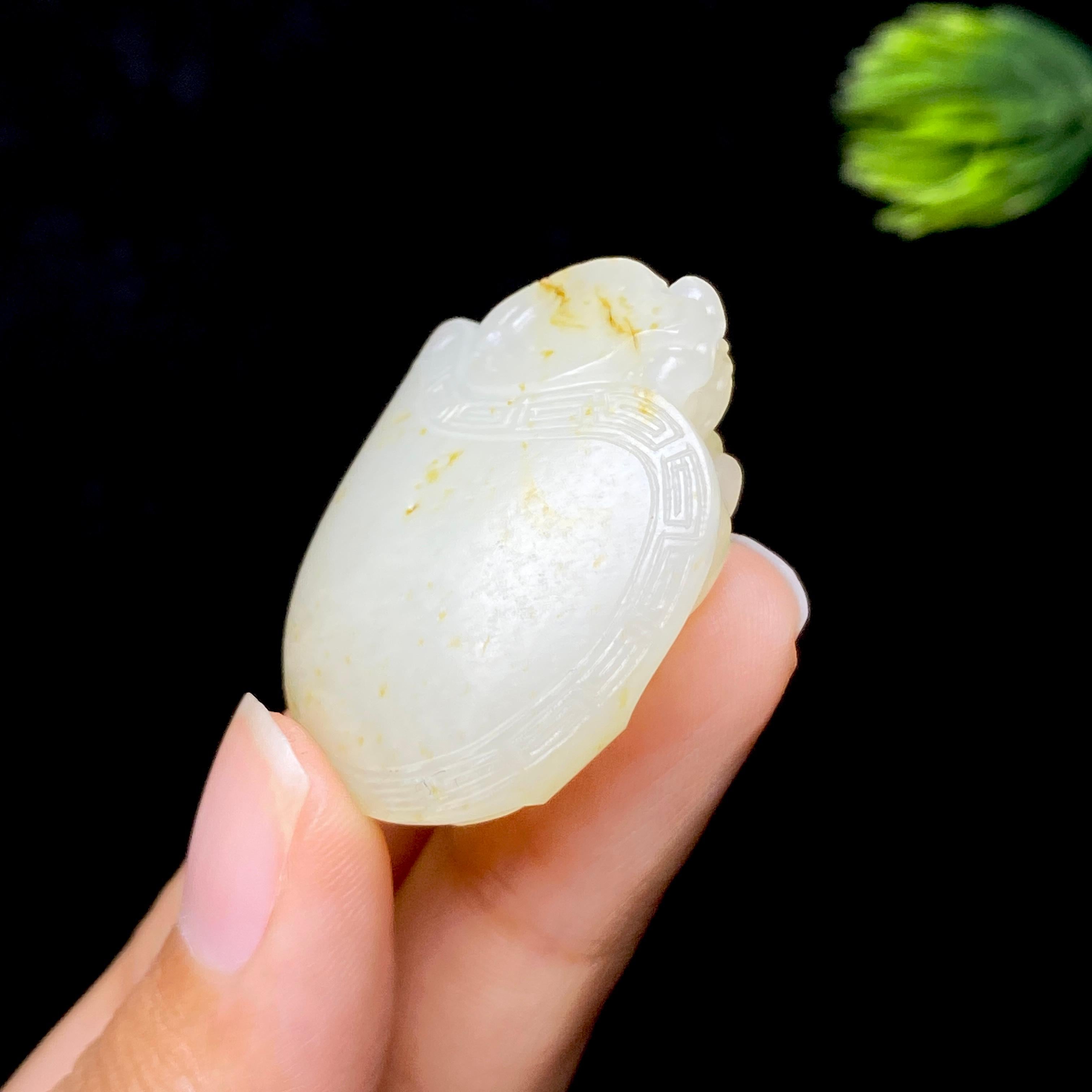 和田玉籽料龙龟（24.2g）
