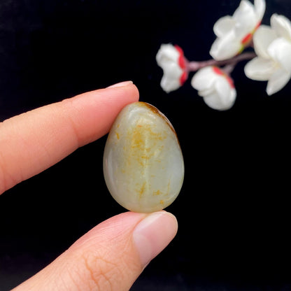 和田玉聚红皮籽料原石（17.2g）