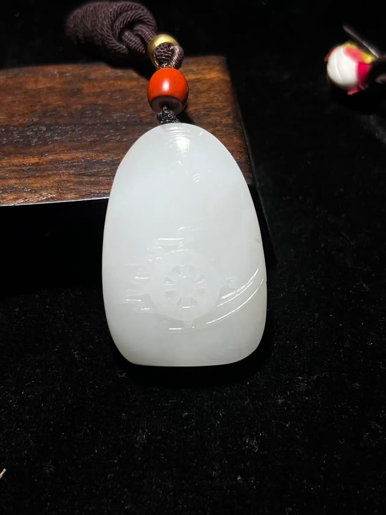 和田籽玉观音（48.7g）