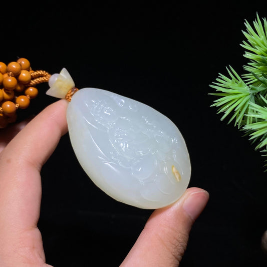 和田玉籽料观音（65.3g）