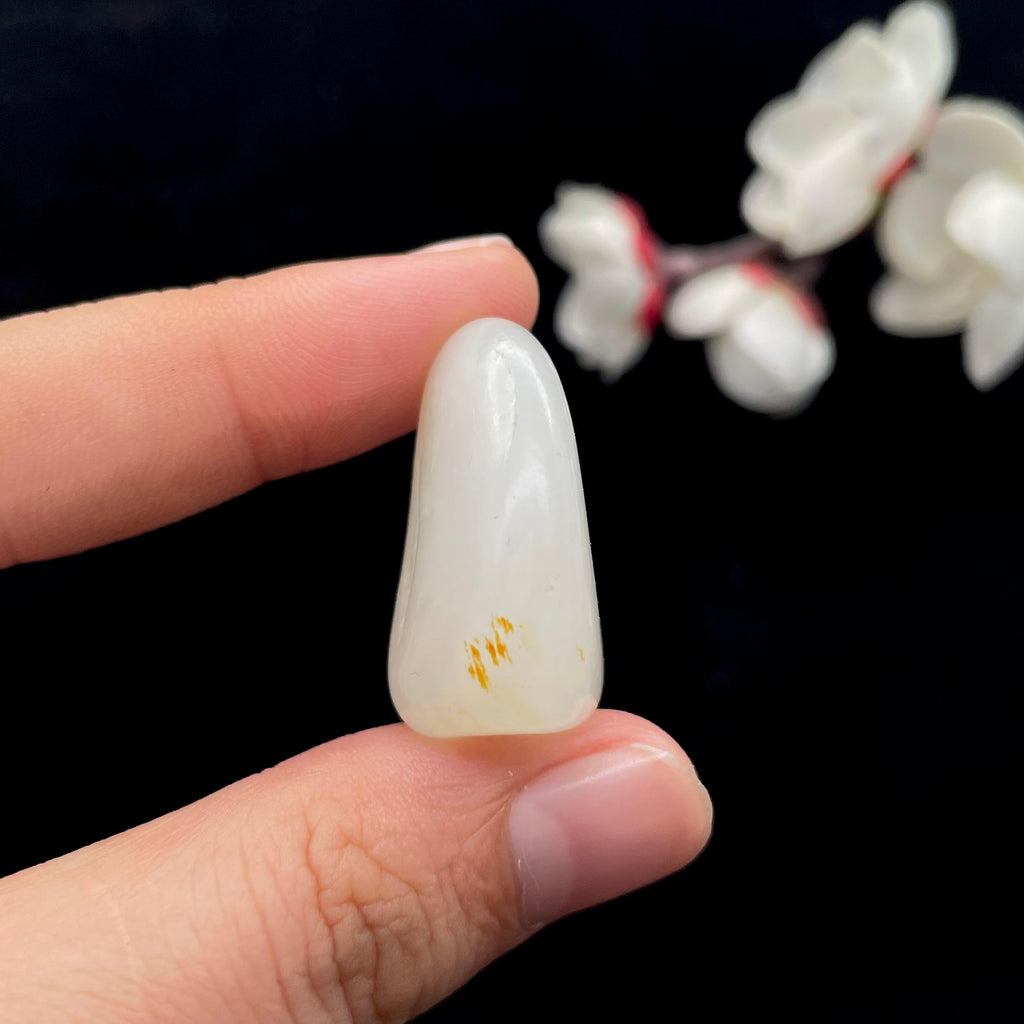 和田玉白玉带黄皮籽料（14.1g）