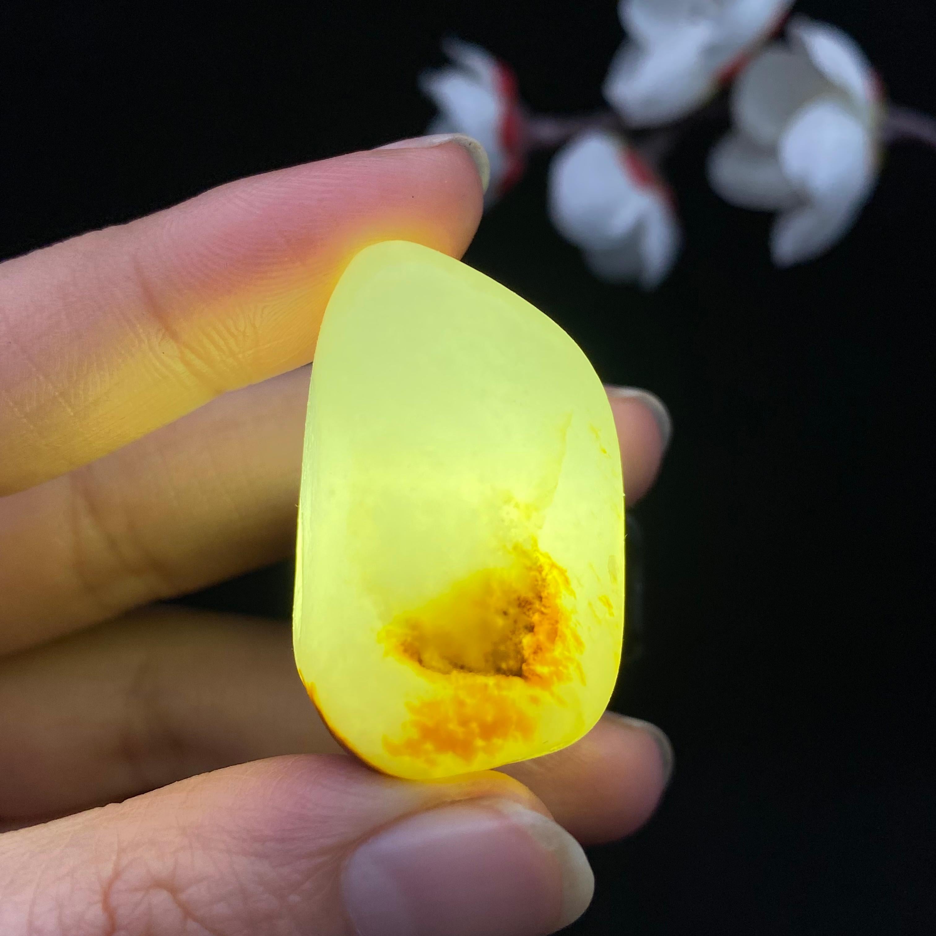 和田玉聚红皮籽料（21.7g）