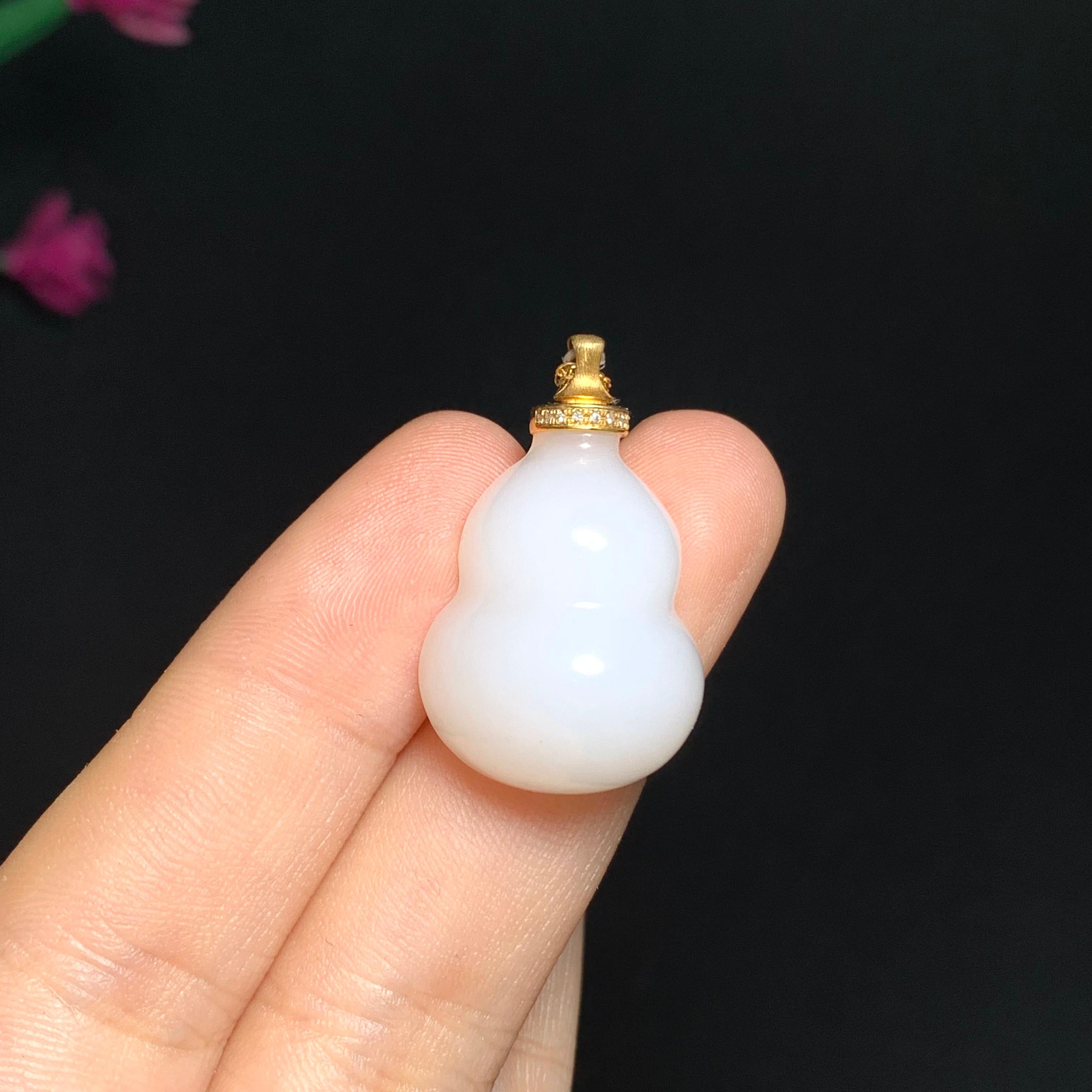 精品和田羊脂白玉18K金镶福禄吊坠（9.0g）