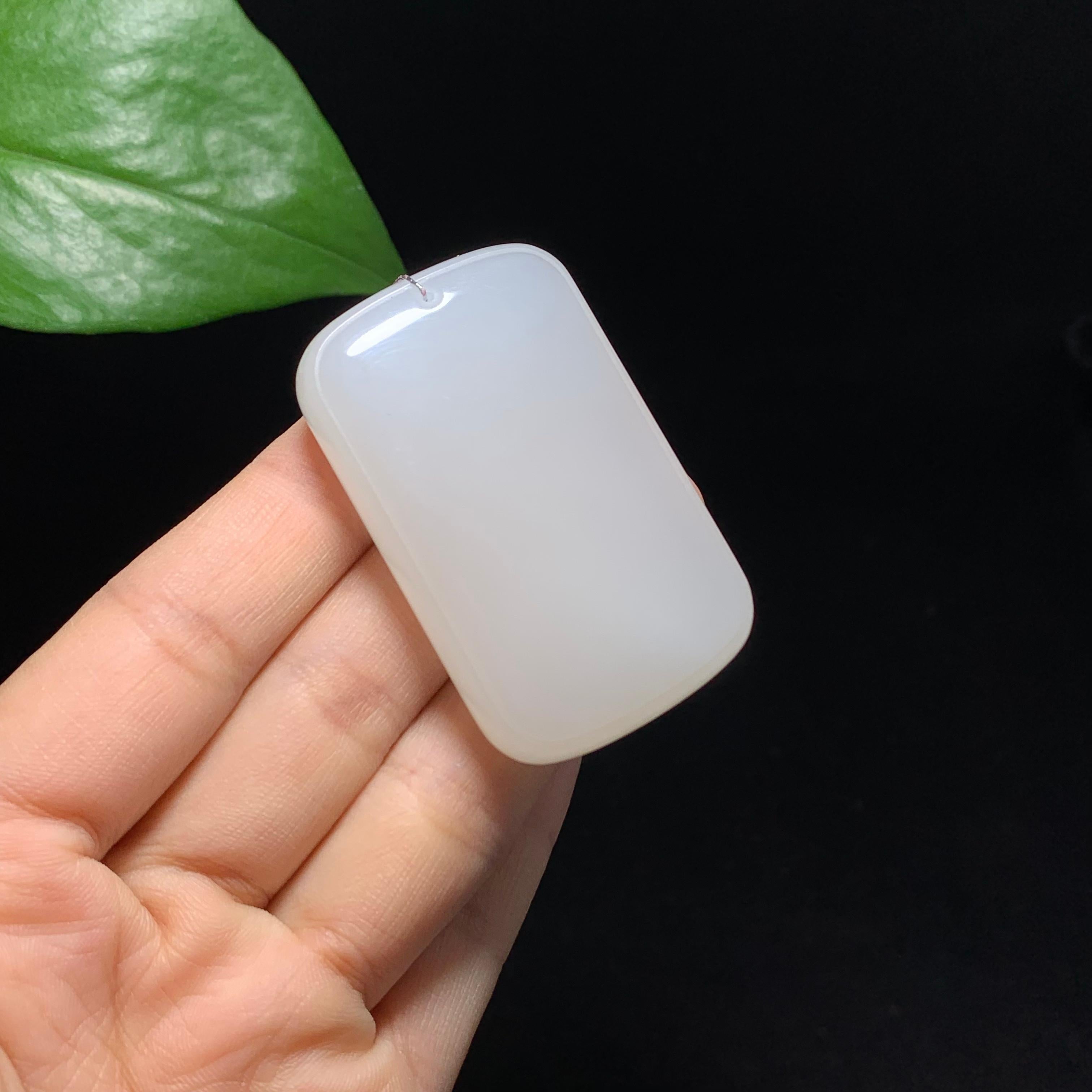 收藏级和田山料冰底白玉无事牌挂件（47.5g）