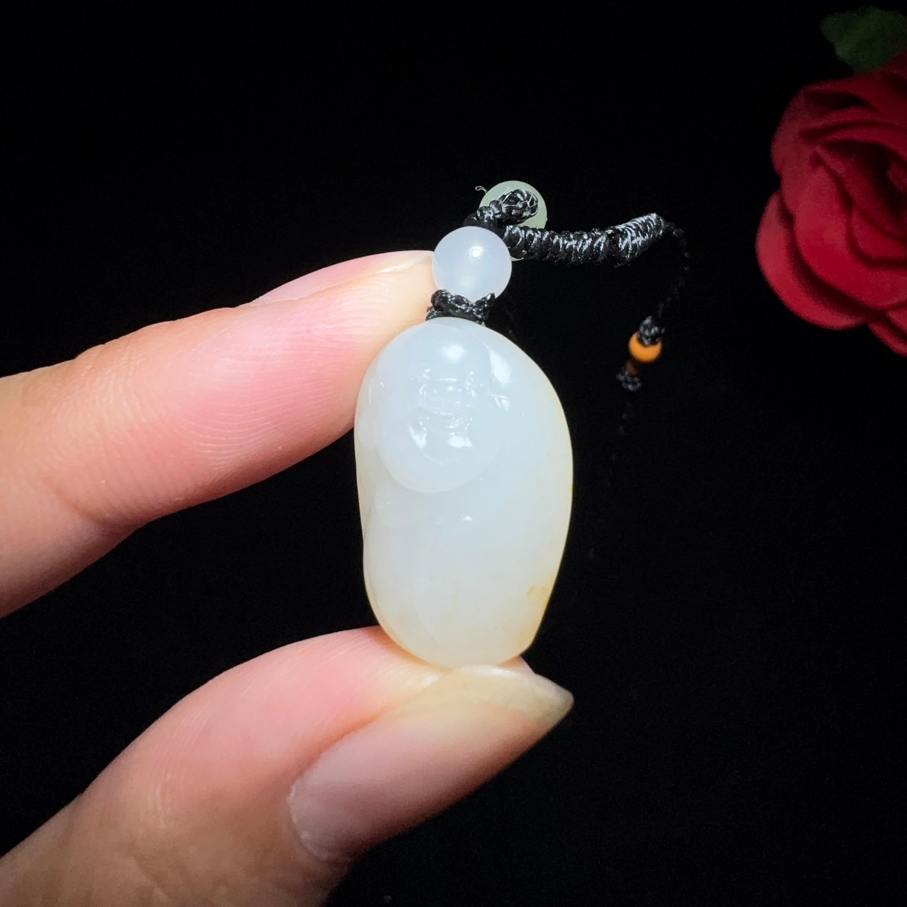 秒杀和田玉籽料佛公挂件（5.0g）