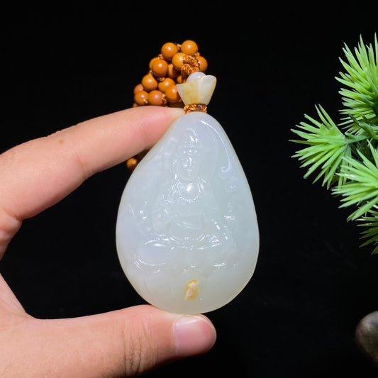 和田玉籽料观音（65.3g）