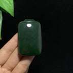 碧玉菠菜绿无事牌（65.8g）