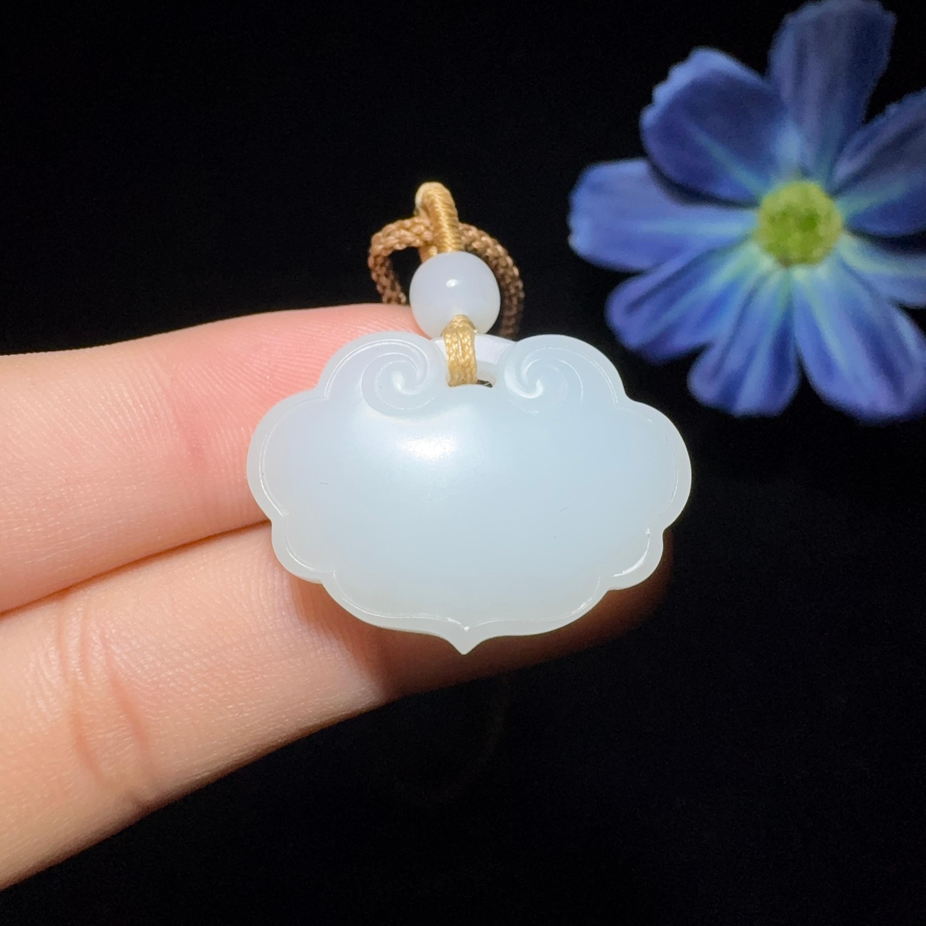 和田玉白玉宝宝锁（11.2g）