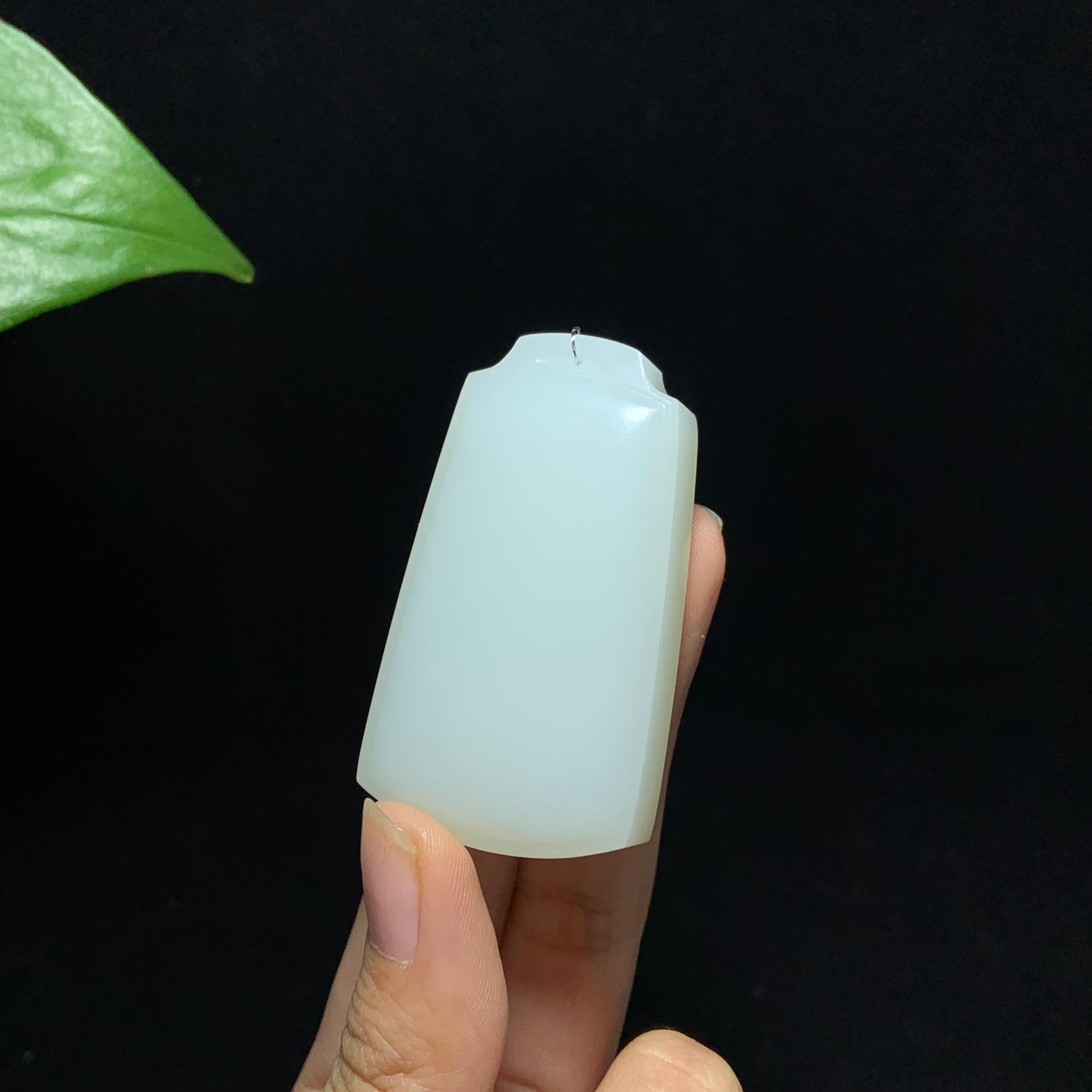 收藏级和田山料羊脂白玉无事牌挂件（52.3g）