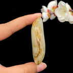 和田玉洒金皮籽料手把件（91.8g）