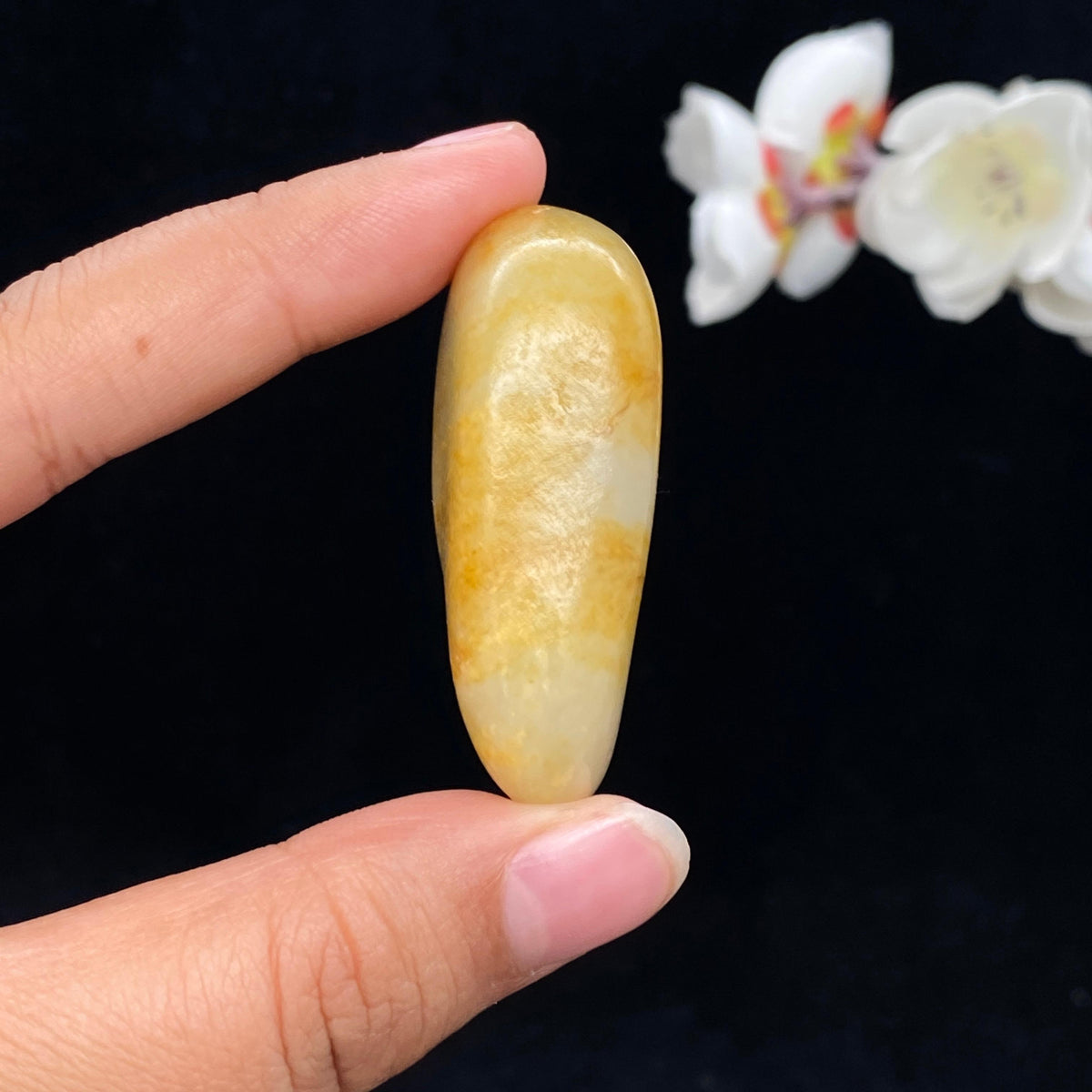 和田玉黄皮籽料挂件（38.6g）