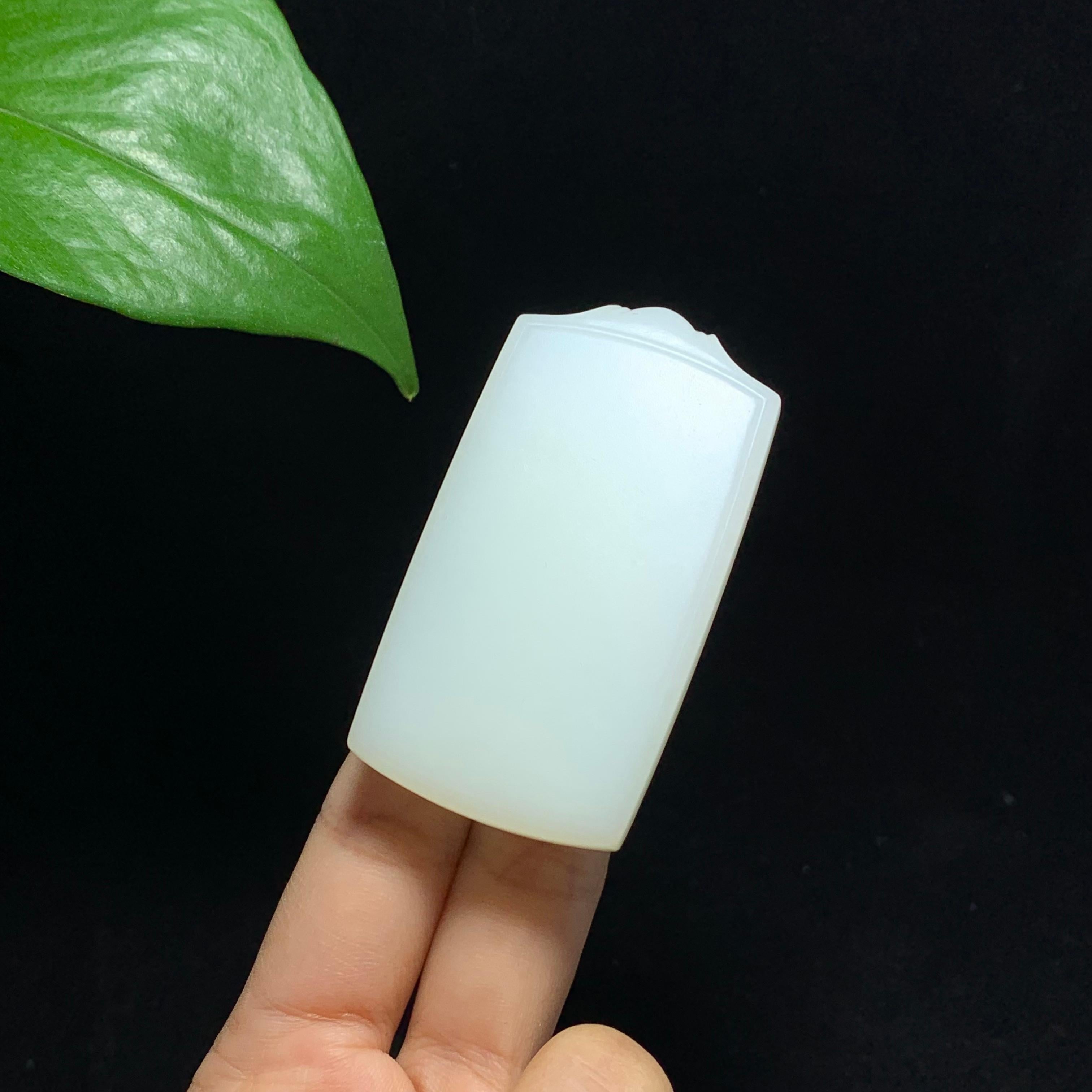 收藏级和田山料羊脂白玉无事牌挂件（54.0g）