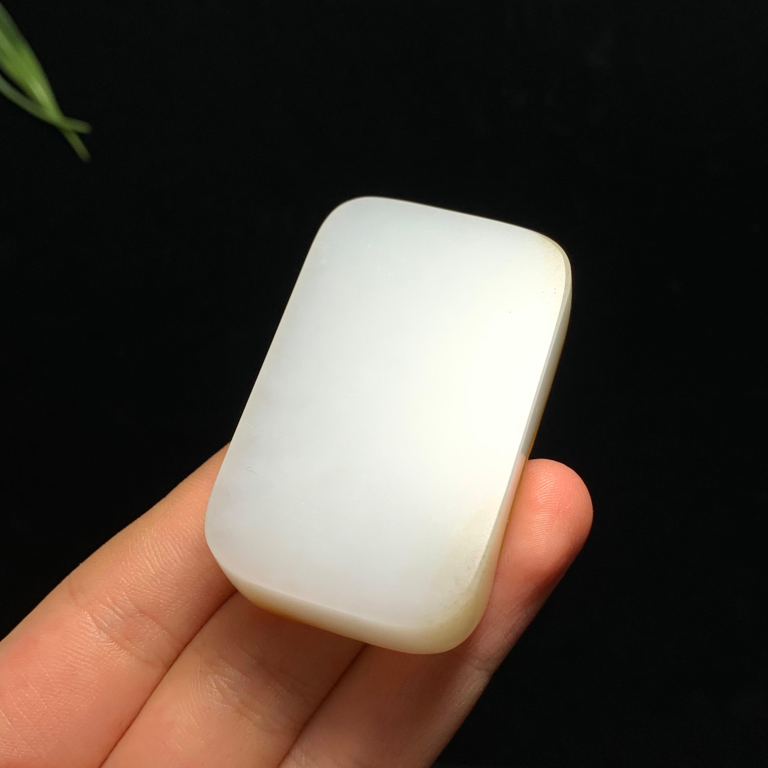 高品质新疆且末糖羊脂白玉悟道挂件（68.8g）