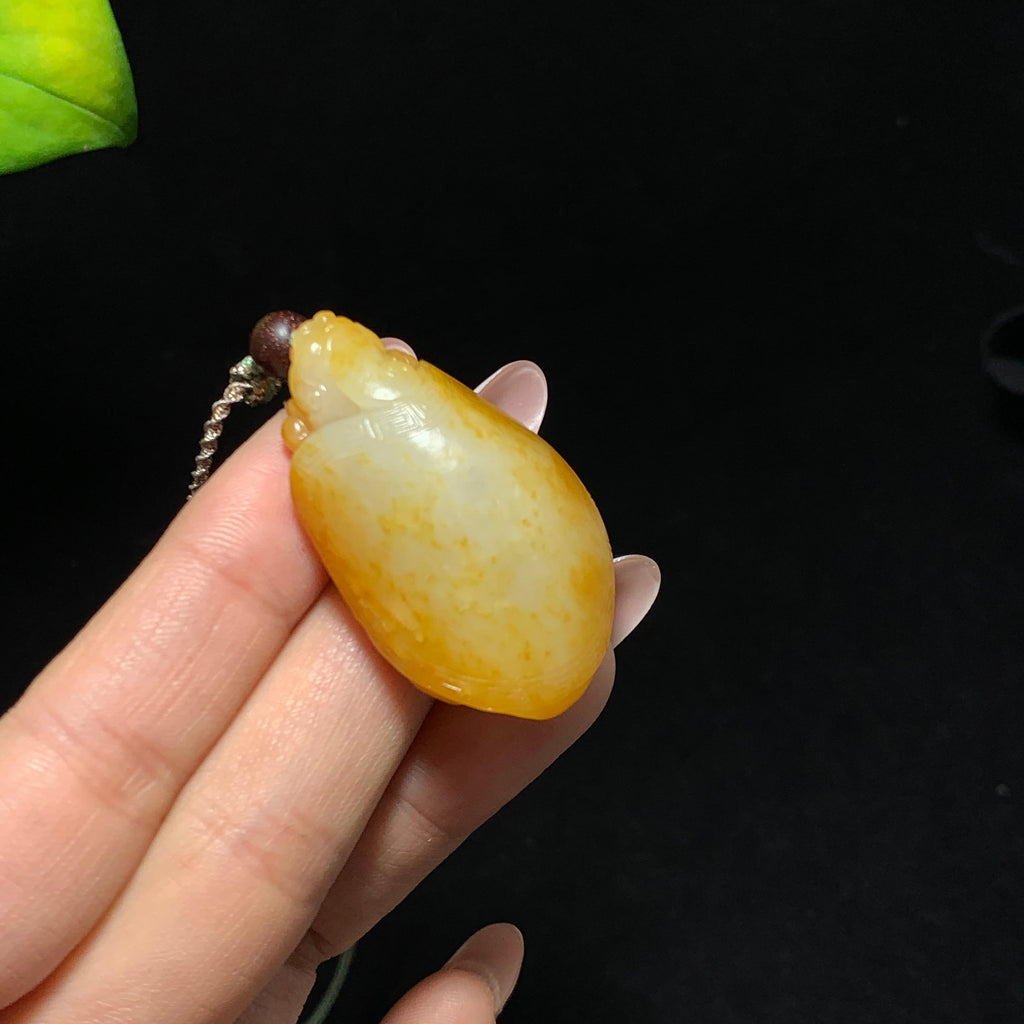 和田籽料洒金皮黄沁龙龟挂件（26.5g）