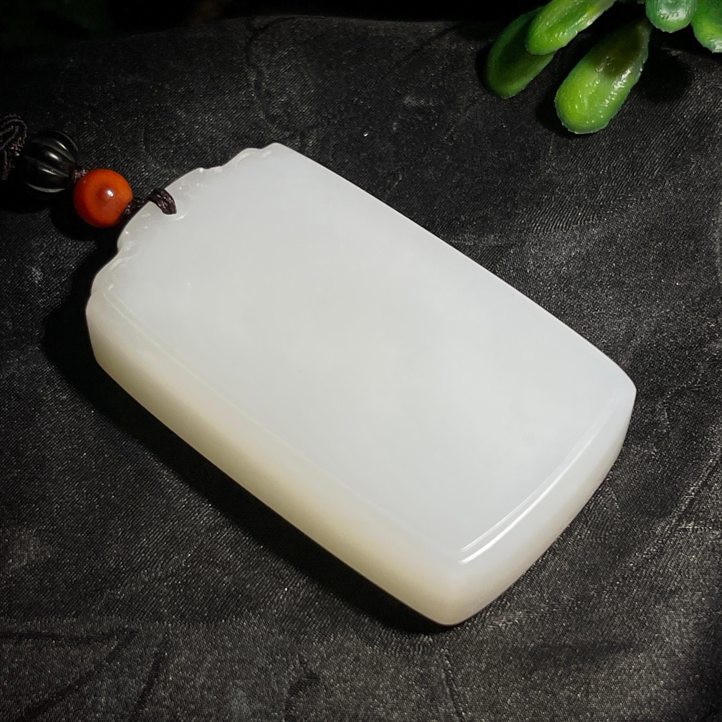和田玉羊脂白玉无事牌（61.4g）