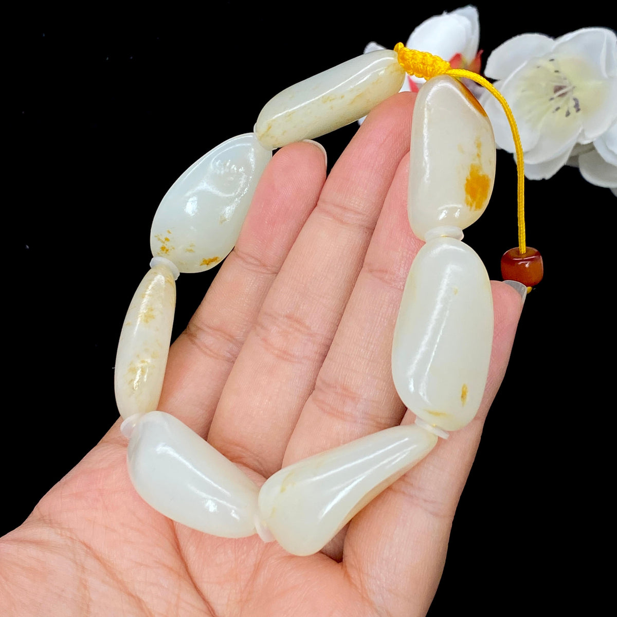 和田玉洒金皮籽料【精品手串】（66.1g）