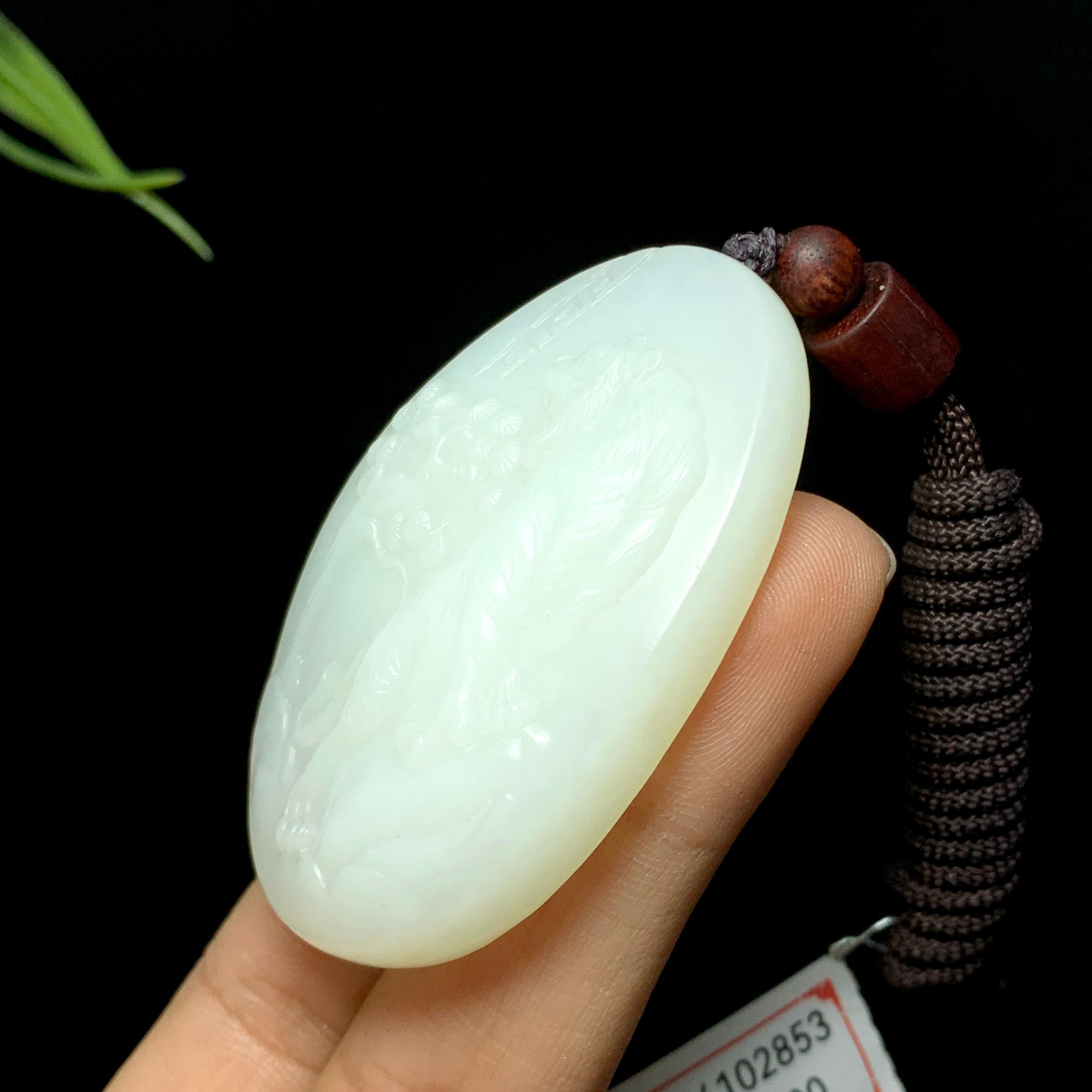 绝品和田山料白玉上山虎挂件（34.3g）