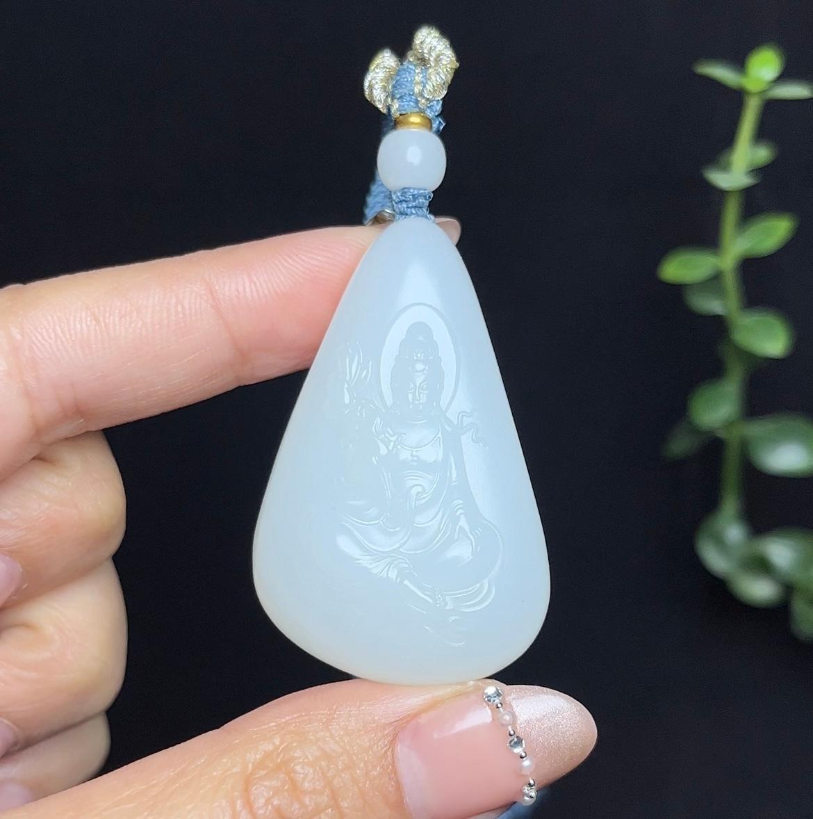 和田玉羊脂白玉大势至菩萨（32.0g）