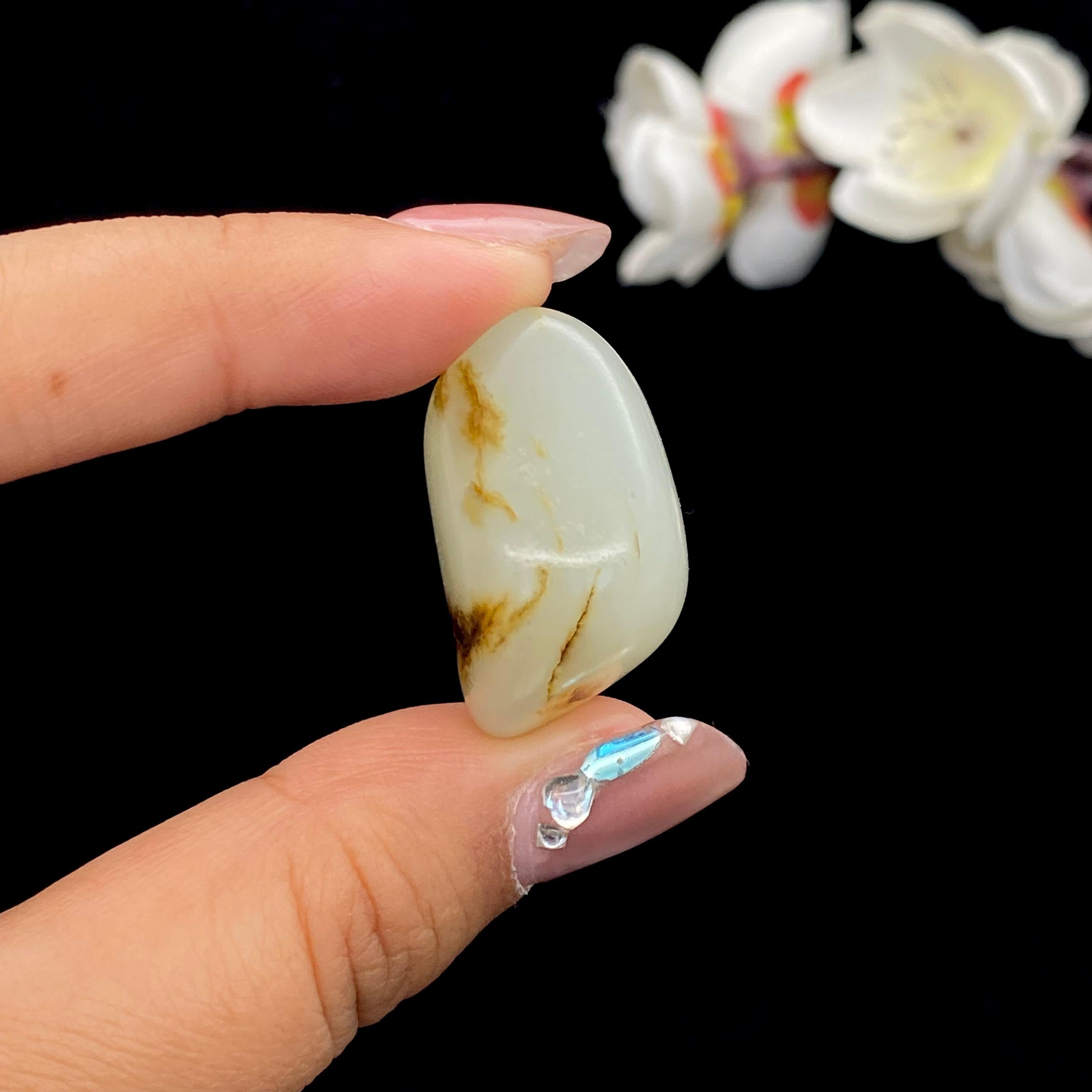 和田玉秋梨皮籽料挂件（18g）