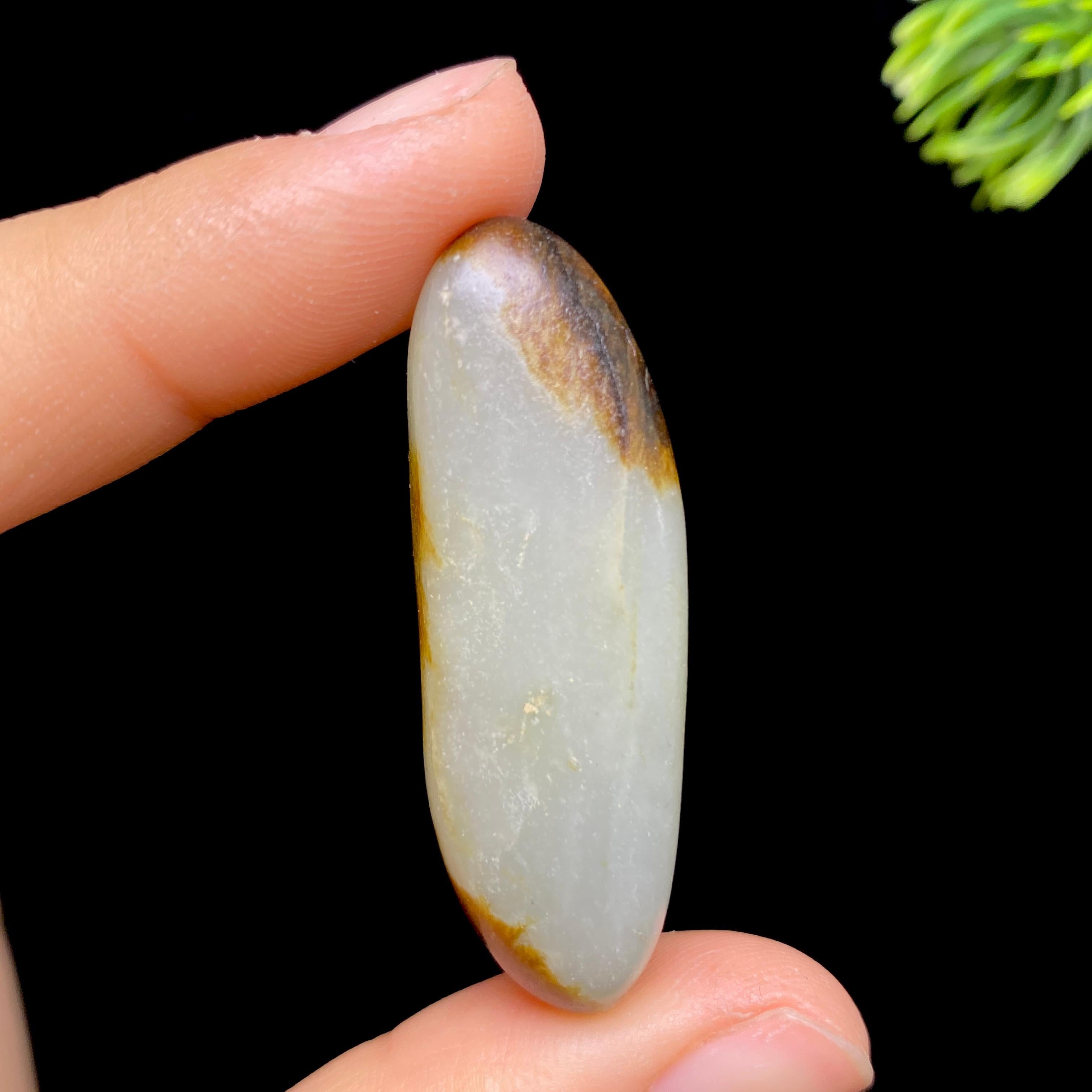 和田玉秋梨皮籽料（16.5g）