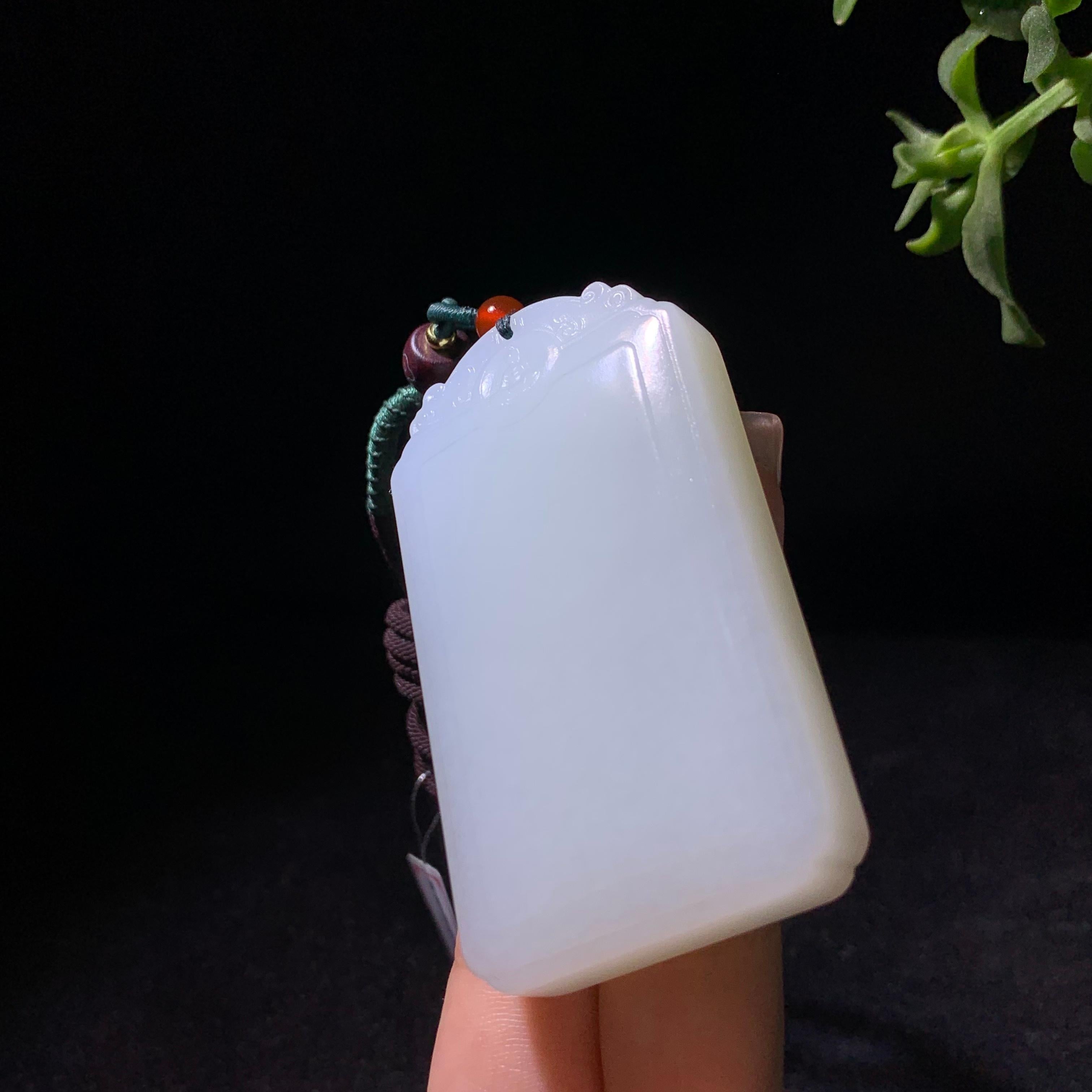 精品和田山料白玉无事牌挂件（91.2g）
