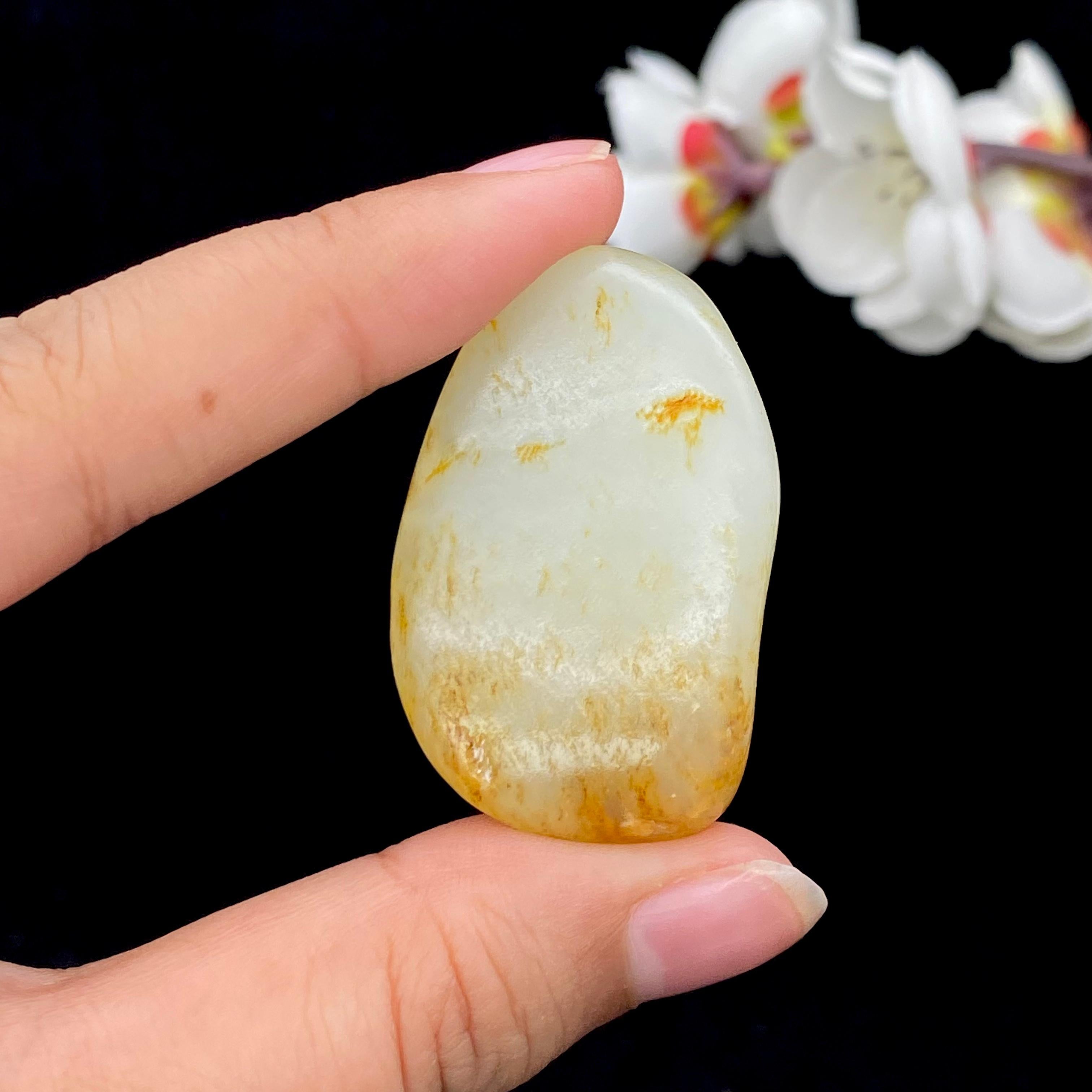 和田玉洒金皮籽料挂件（30.8g）