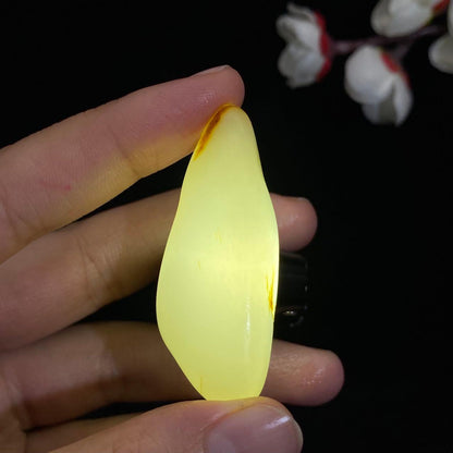 和田玉黄皮籽料原石（20g）