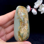 和田玉青白玉带翠籽料（190.3g）