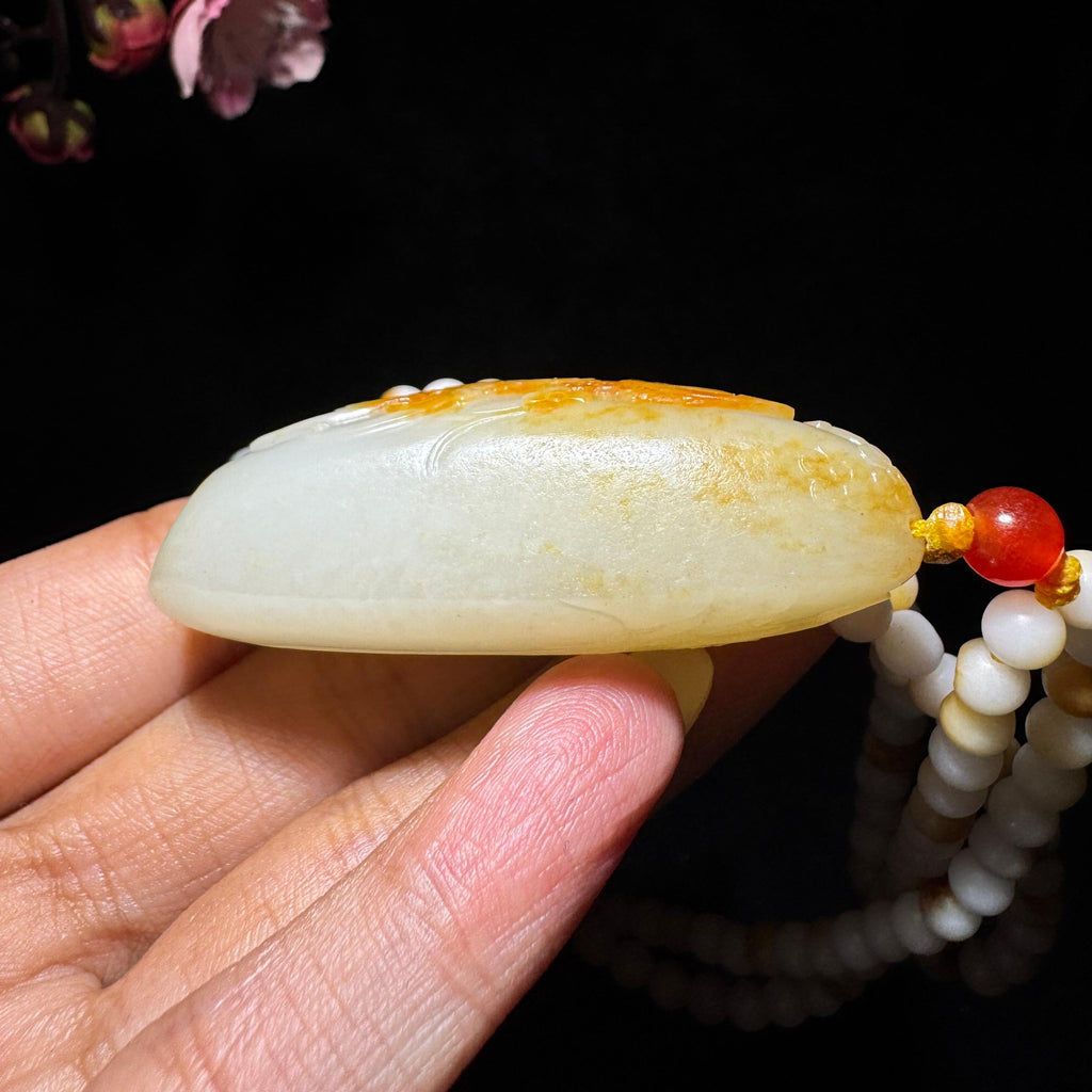 和田玉籽料黄皮喜上眉梢（69.5g）